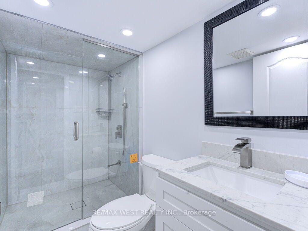 Photo 47 of 17 Cabana Drive, North York, Humber Summit — HOMEH