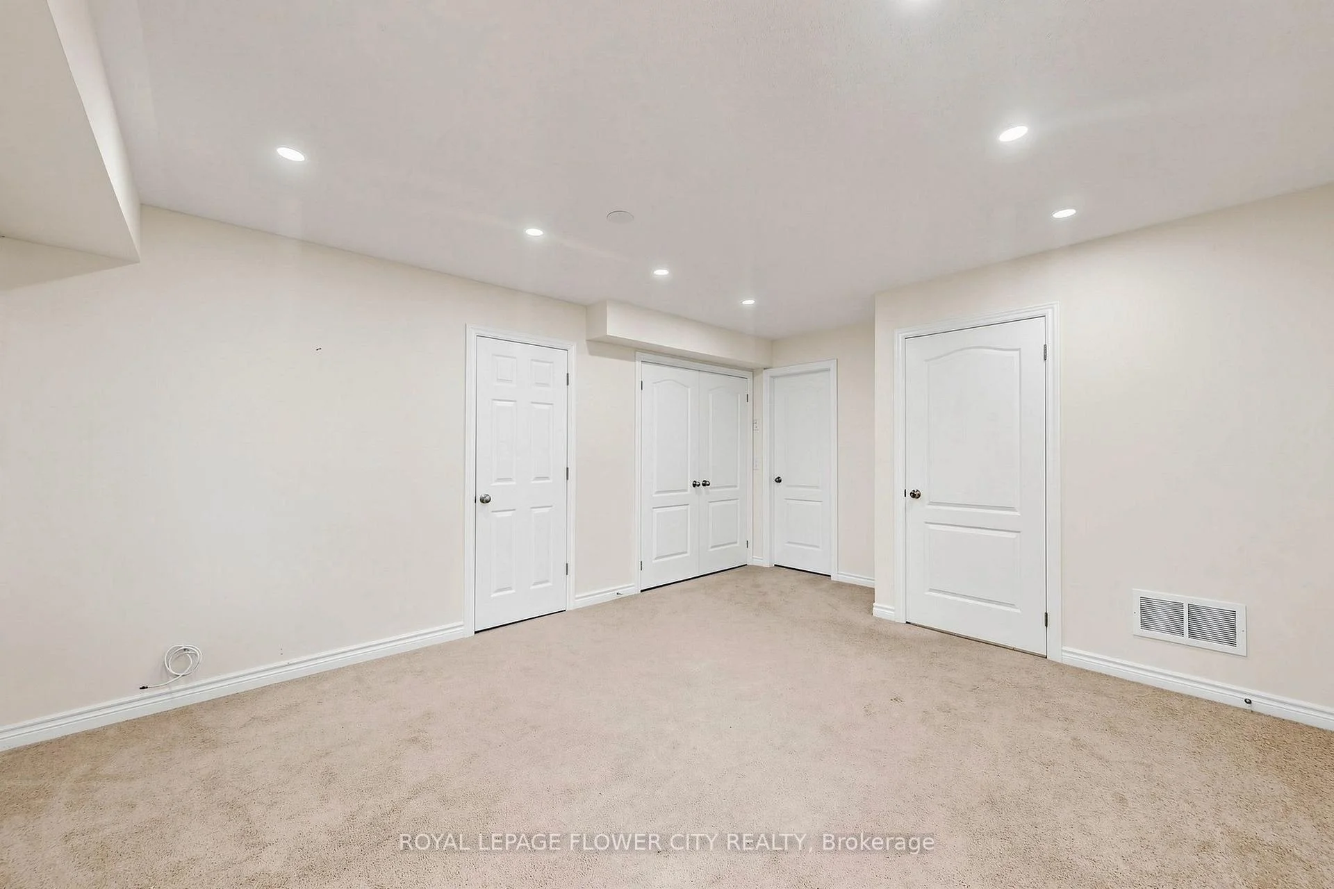 Photo 8 of Unit 154, 46 Soccavo Crescent, Brampton, Bram West — HOMEH
