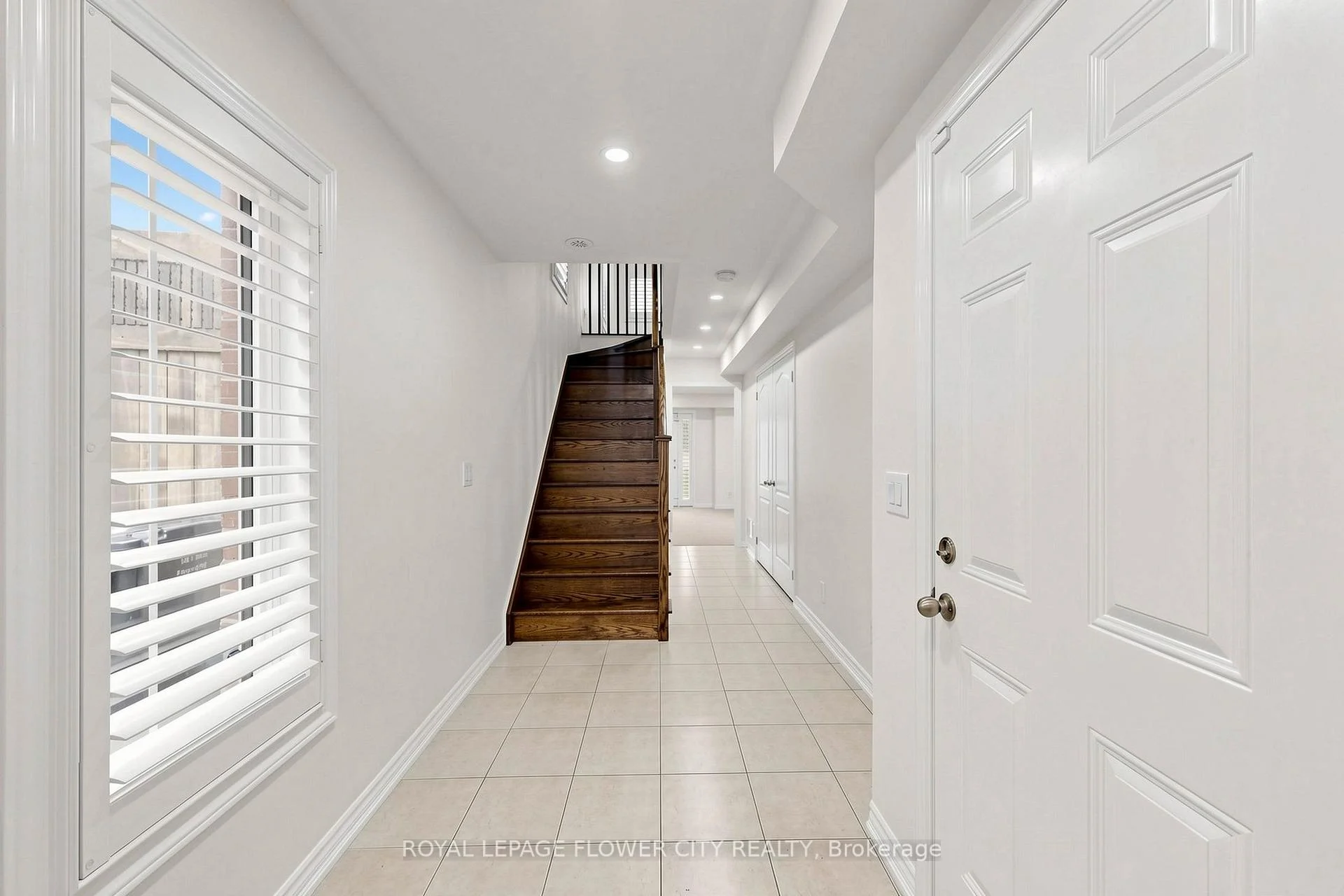 Photo 11 of Unit 154, 46 Soccavo Crescent, Brampton, Bram West — HOMEH