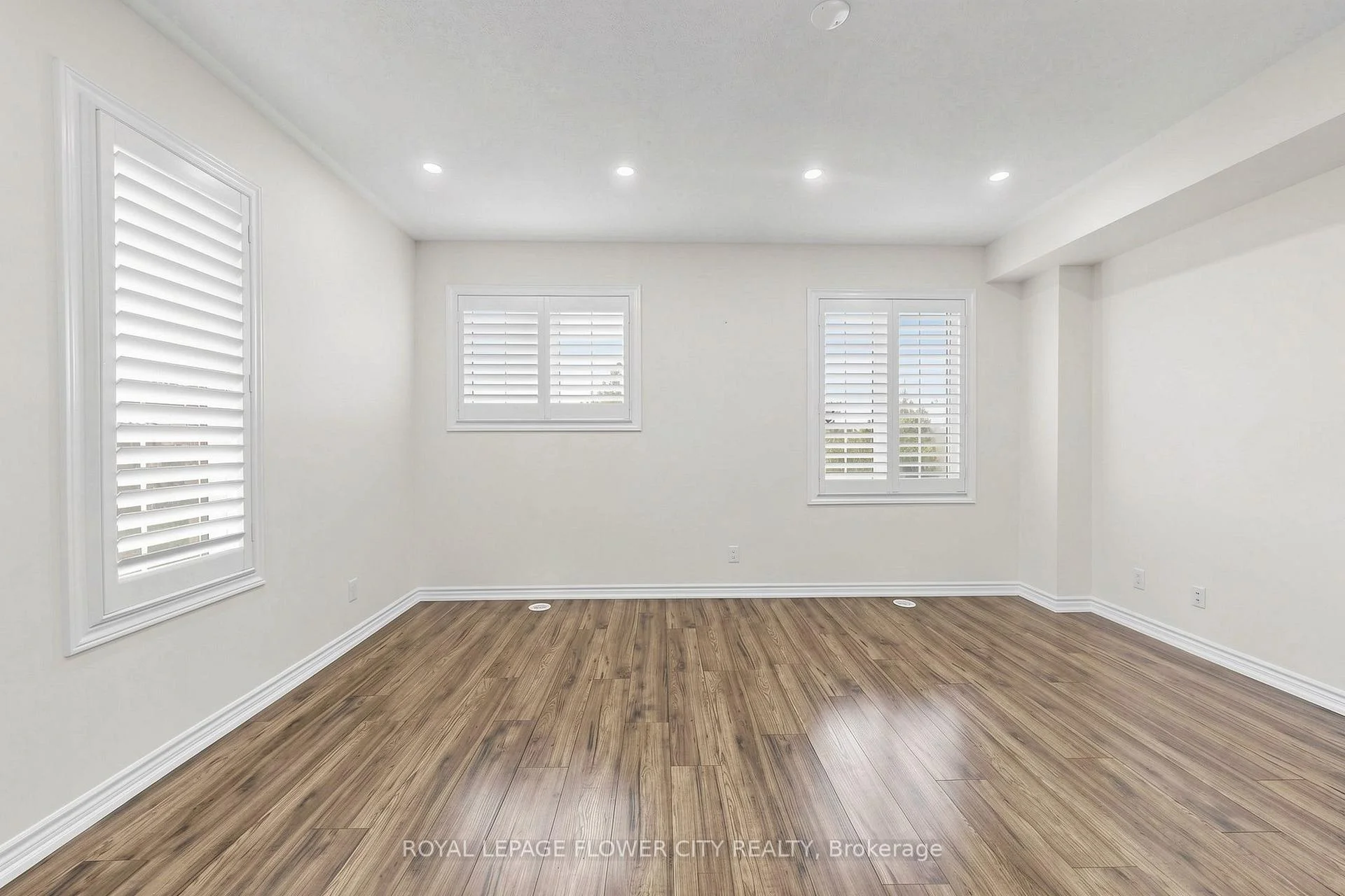 Photo 13 of Unit 154, 46 Soccavo Crescent, Brampton, Bram West — HOMEH