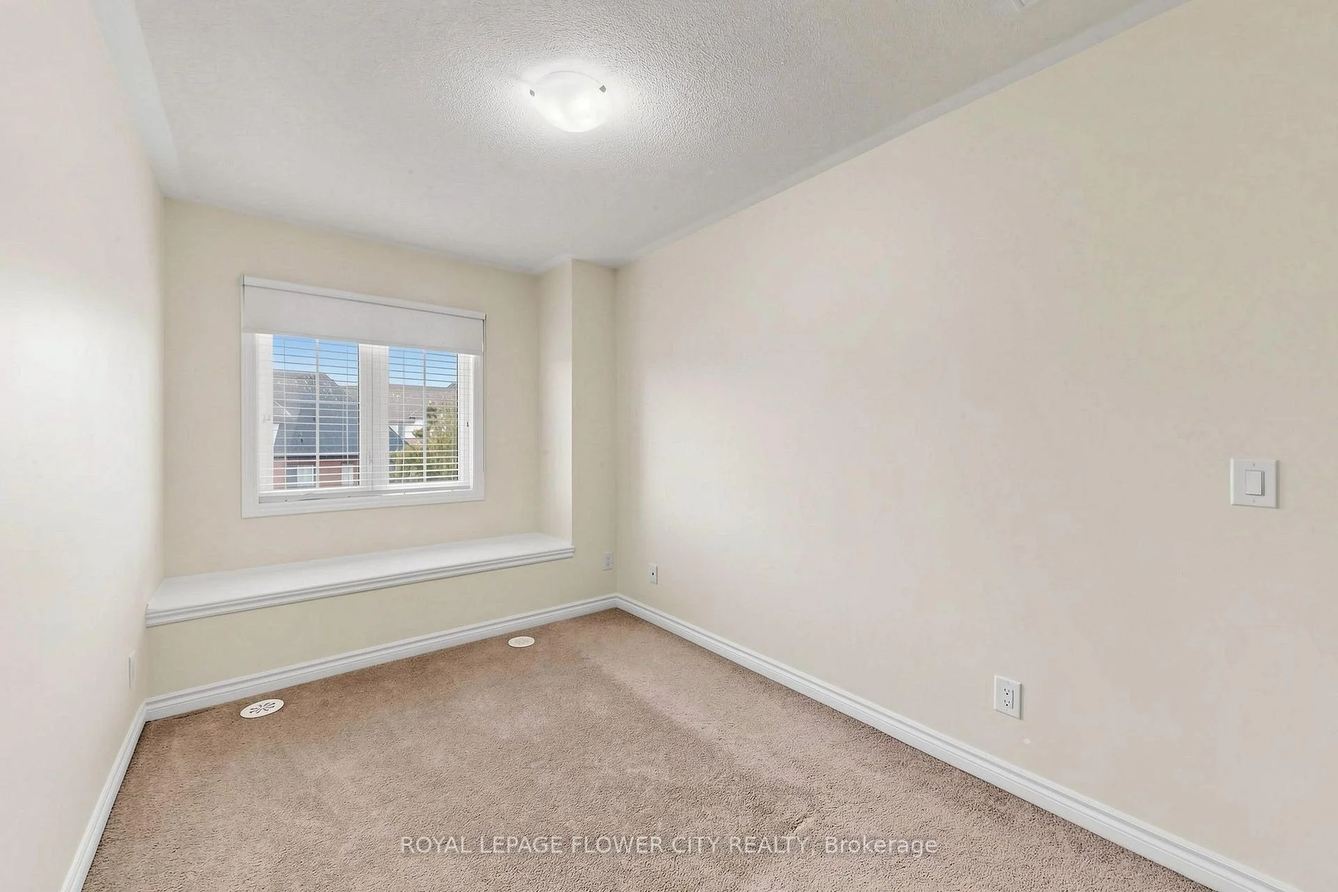 Photo 37 of Unit 154, 46 Soccavo Crescent, Brampton, Bram West — HOMEH
