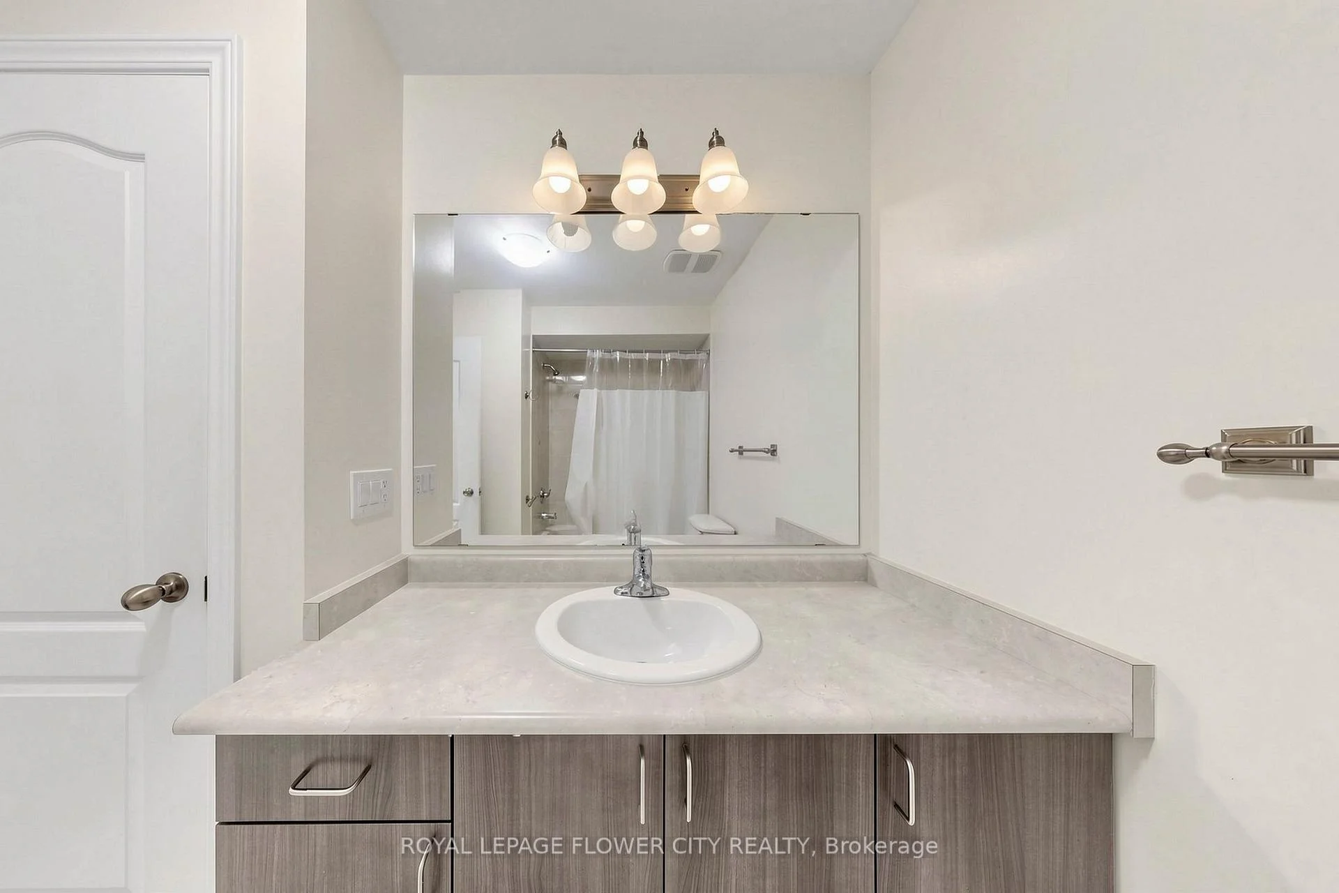 Photo 42 of Unit 154, 46 Soccavo Crescent, Brampton, Bram West — HOMEH