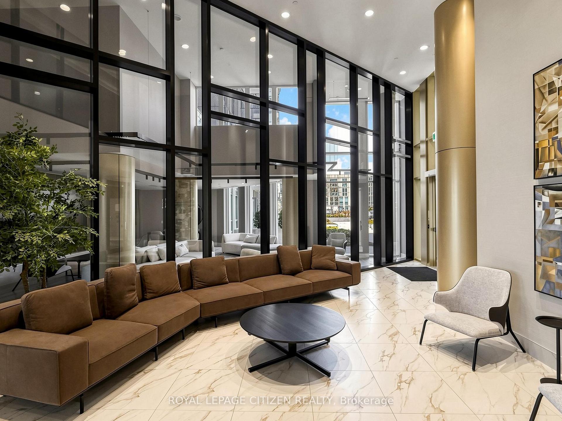 Photo 4 of Unit 814, 1005 Dundas Street E, Oakville, Joshua Meadows — HOMEH