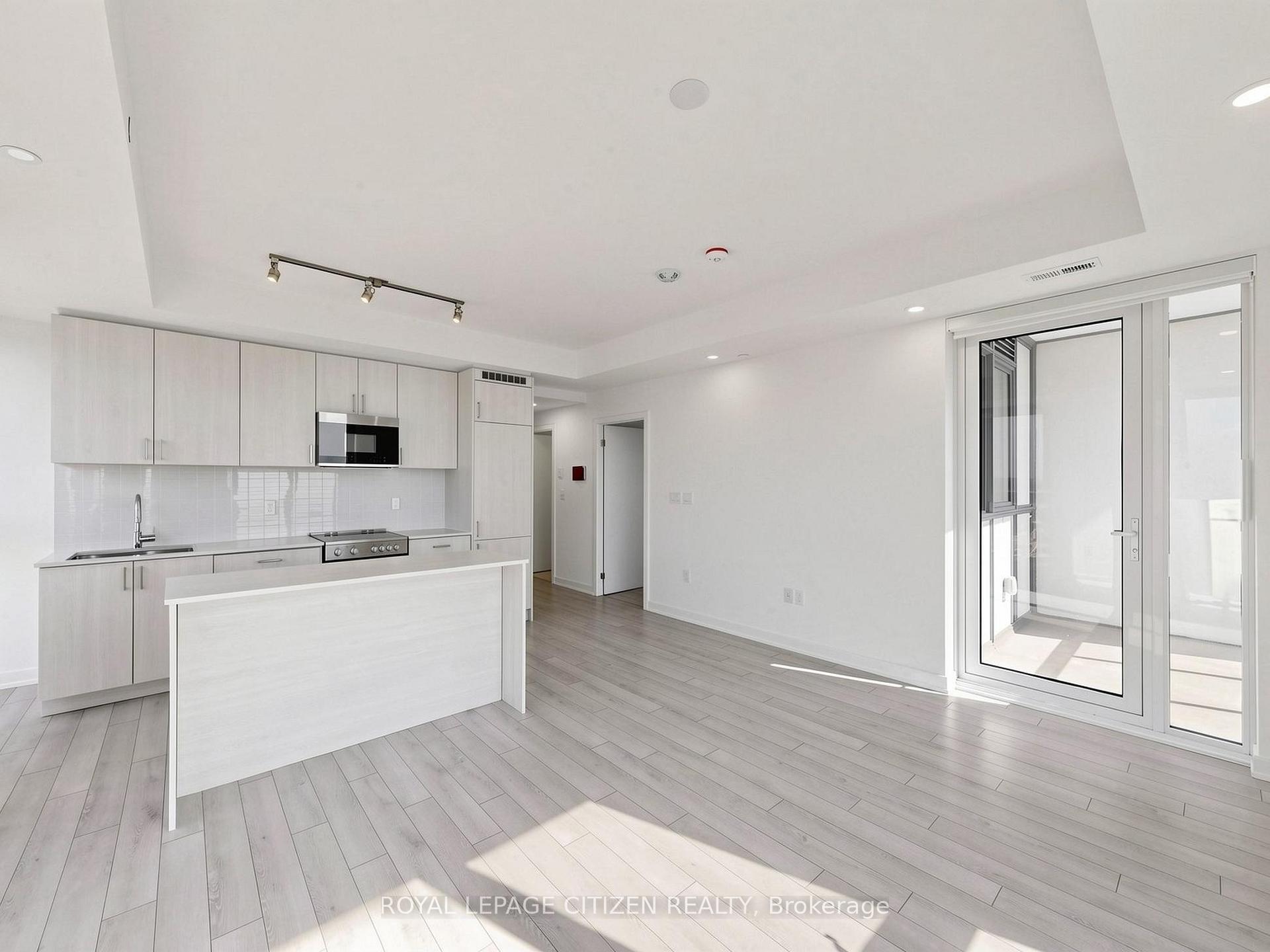 Photo 10 of Unit 814, 1005 Dundas Street E, Oakville, Joshua Meadows — HOMEH