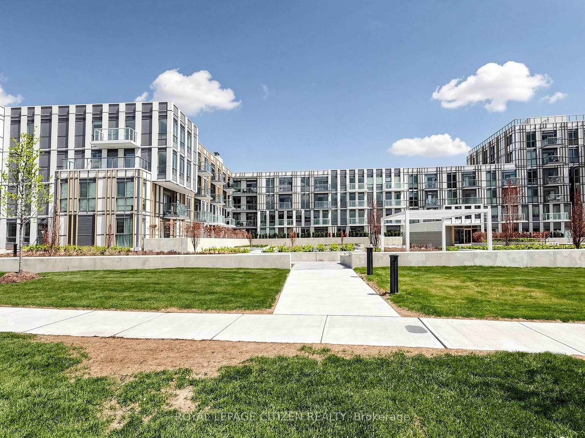 Photo 47 of Unit 814, 1005 Dundas Street E, Oakville, Joshua Meadows — HOMEH