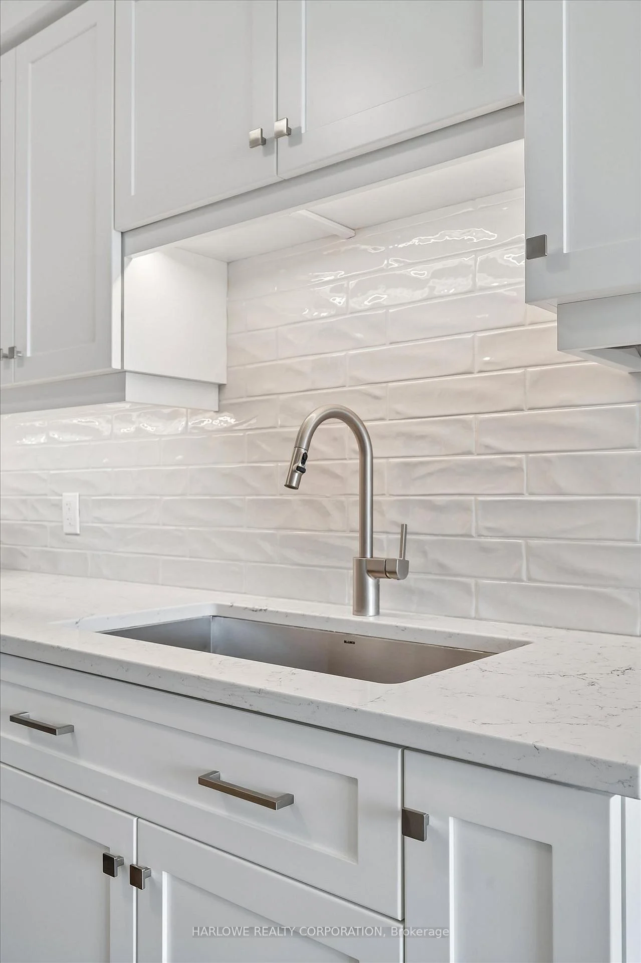 Photo 89 of Unit 501, 93 Arthur Street S, Guelph, St. Patrick's Ward — HOMEH