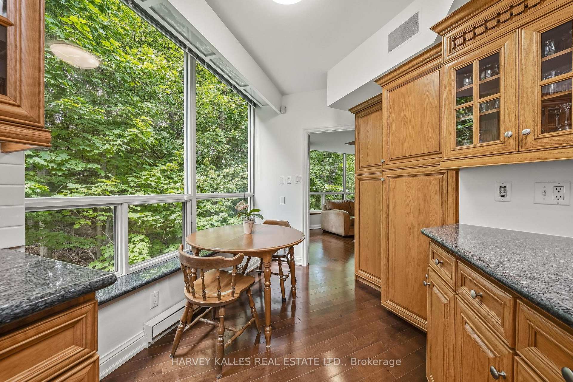 Photo 13 of Unit PH16, 3800 Yonge Street, Toronto, Bedford Park-Nortown — HOMEH