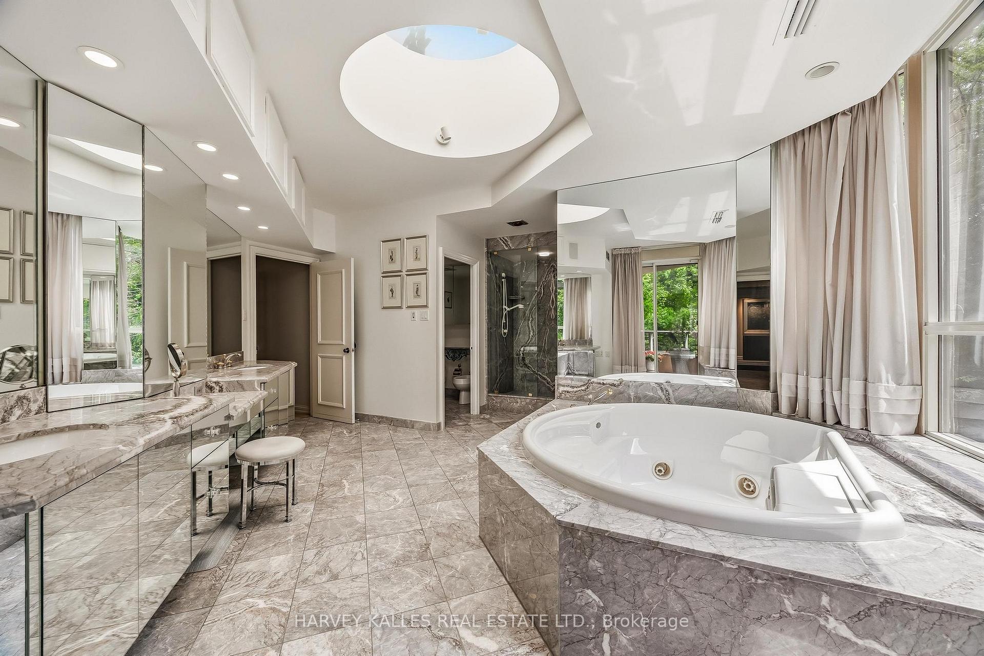 Photo 19 of Unit PH16, 3800 Yonge Street, Toronto, Bedford Park-Nortown — HOMEH