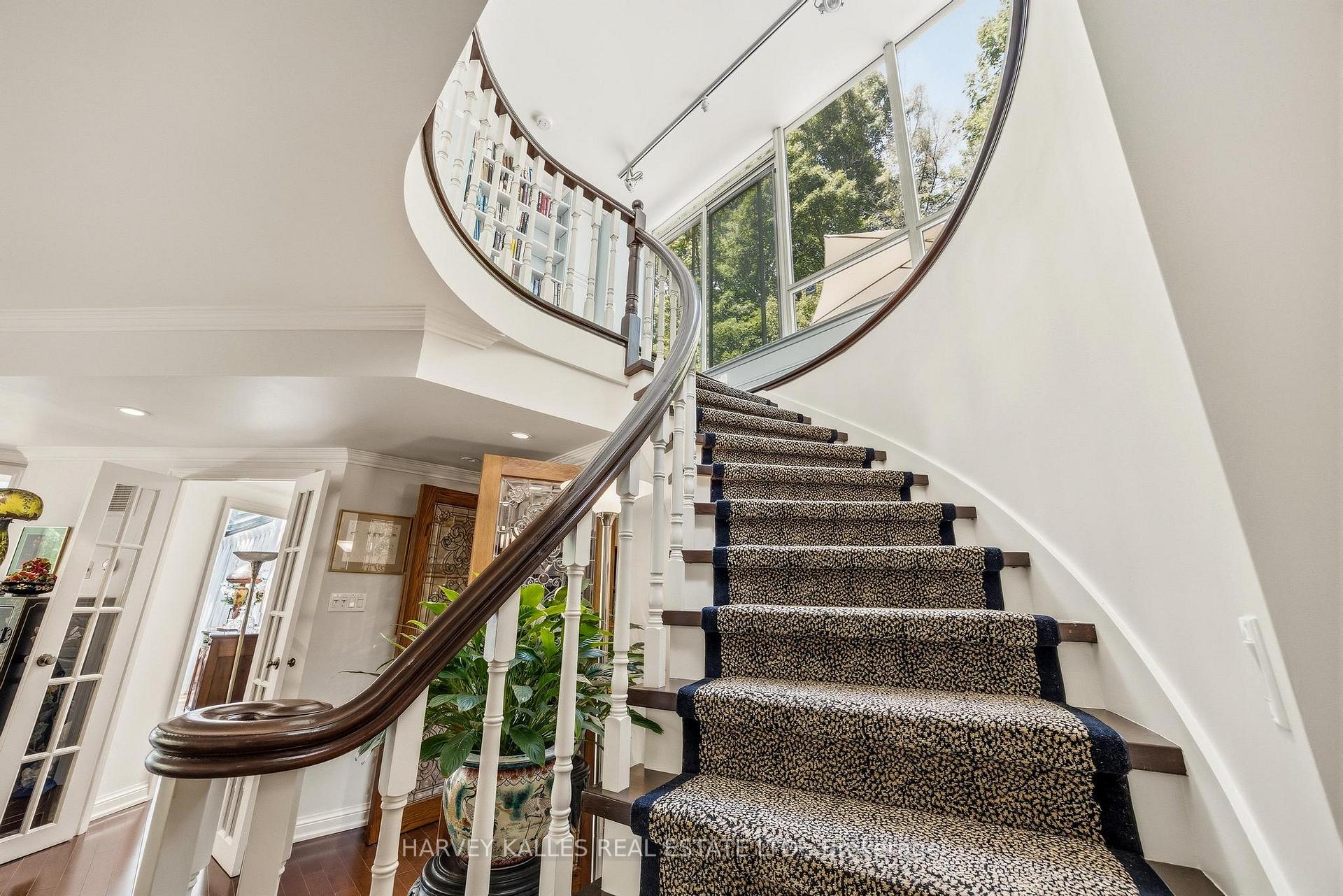 Photo 27 of Unit PH16, 3800 Yonge Street, Toronto, Bedford Park-Nortown — HOMEH