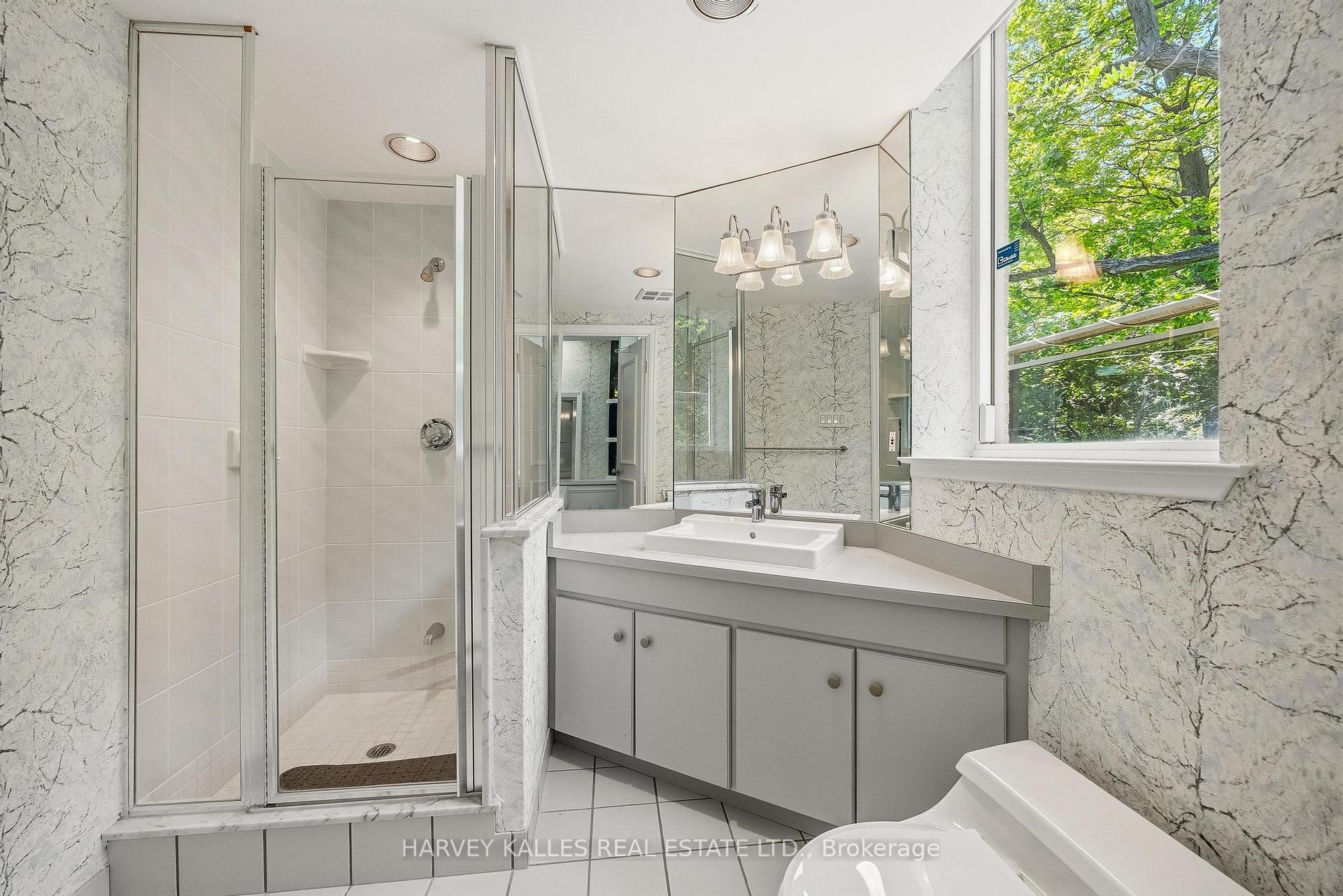 Photo 31 of Unit PH16, 3800 Yonge Street, Toronto, Bedford Park-Nortown — HOMEH
