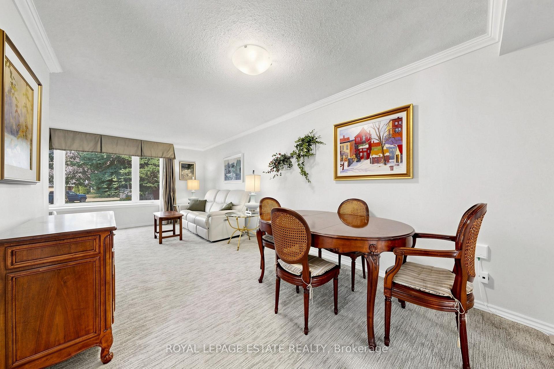 Photo 11 of 7 Longhope Place, North York, Don Valley Village — HOMEH