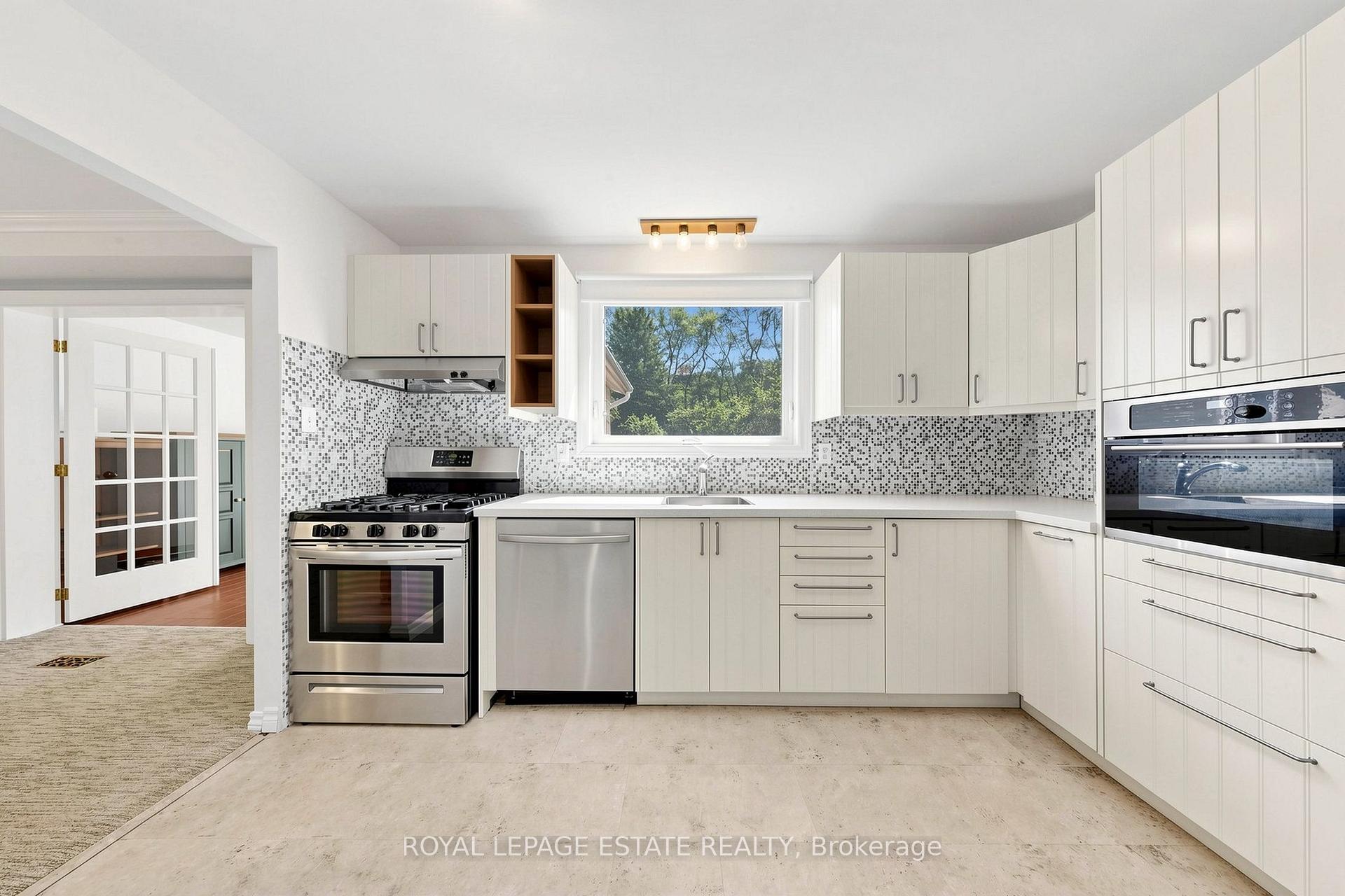 Photo 15 of 7 Longhope Place, North York, Don Valley Village — HOMEH