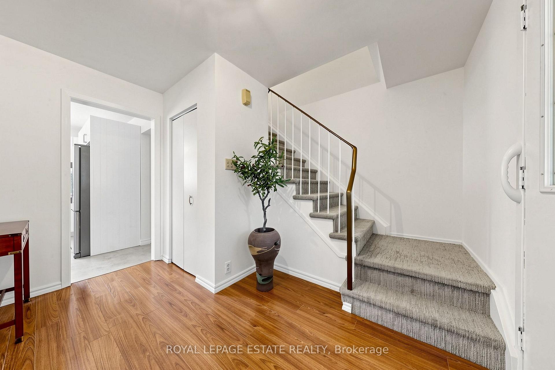 Photo 28 of 7 Longhope Place, North York, Don Valley Village — HOMEH