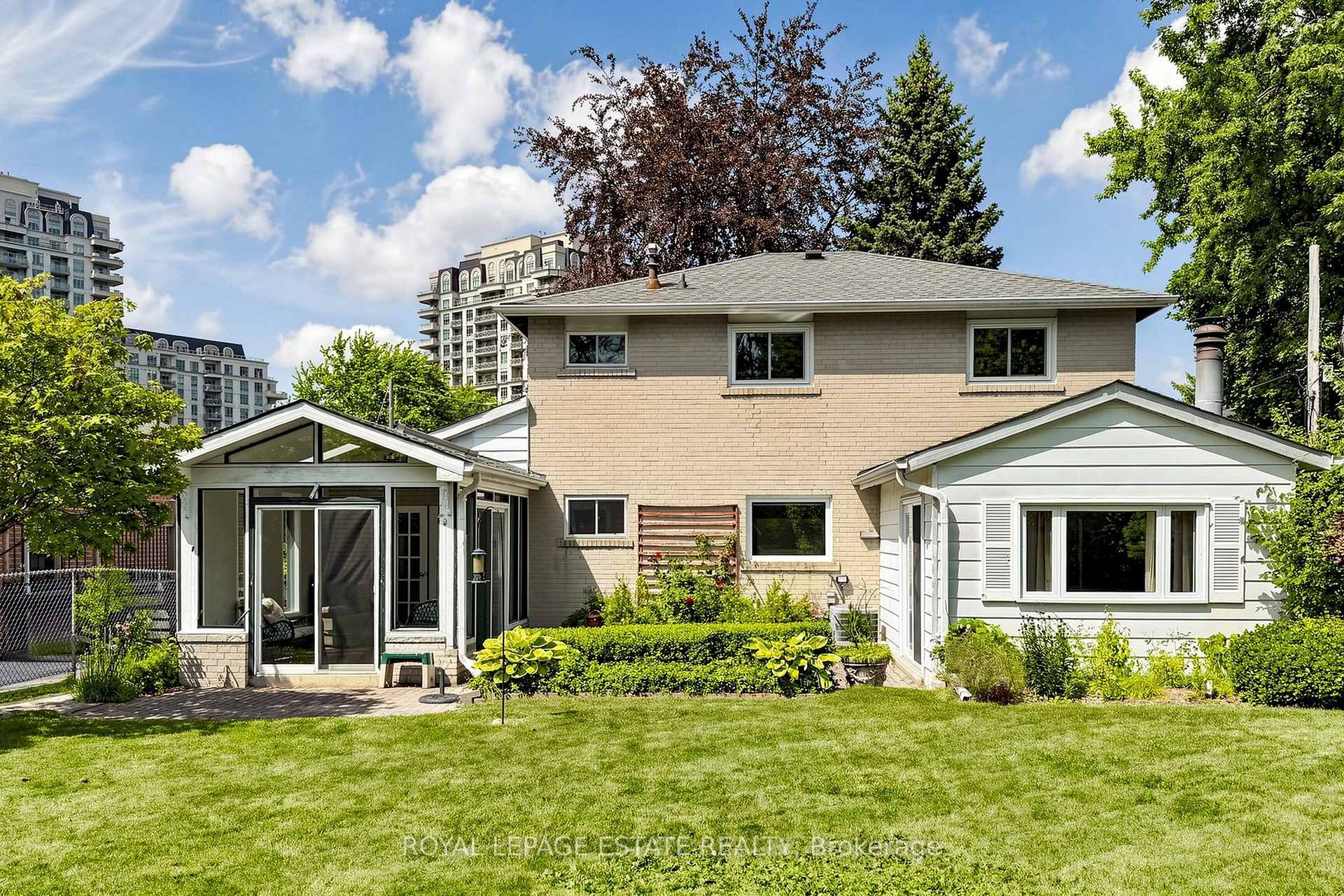 Photo 47 of 7 Longhope Place, North York, Don Valley Village — HOMEH