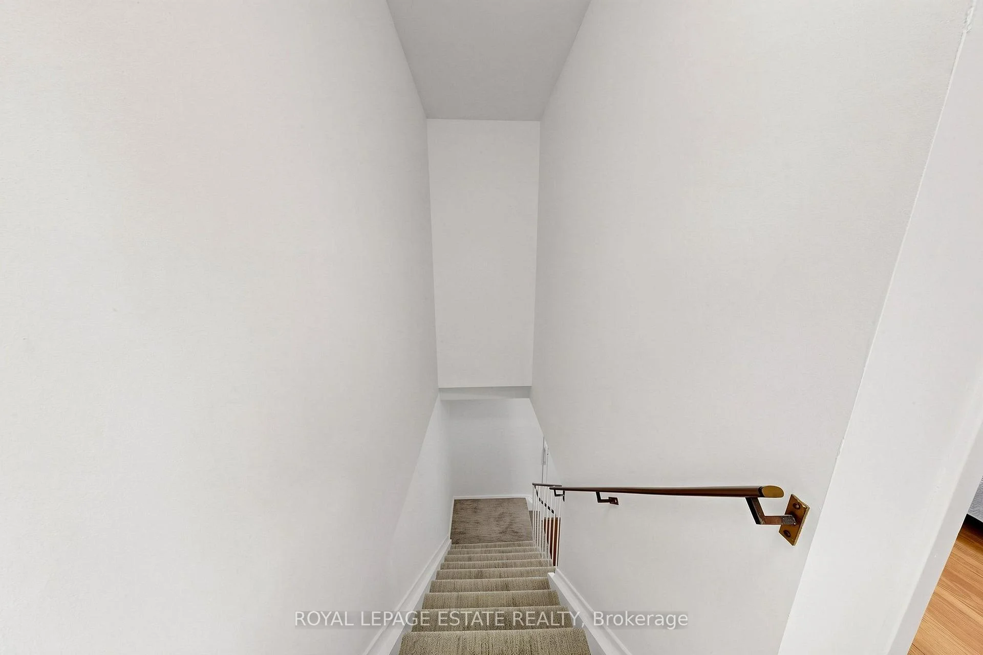Photo 40 of 7 Longhope Place, North York, Don Valley Village — HOMEH
