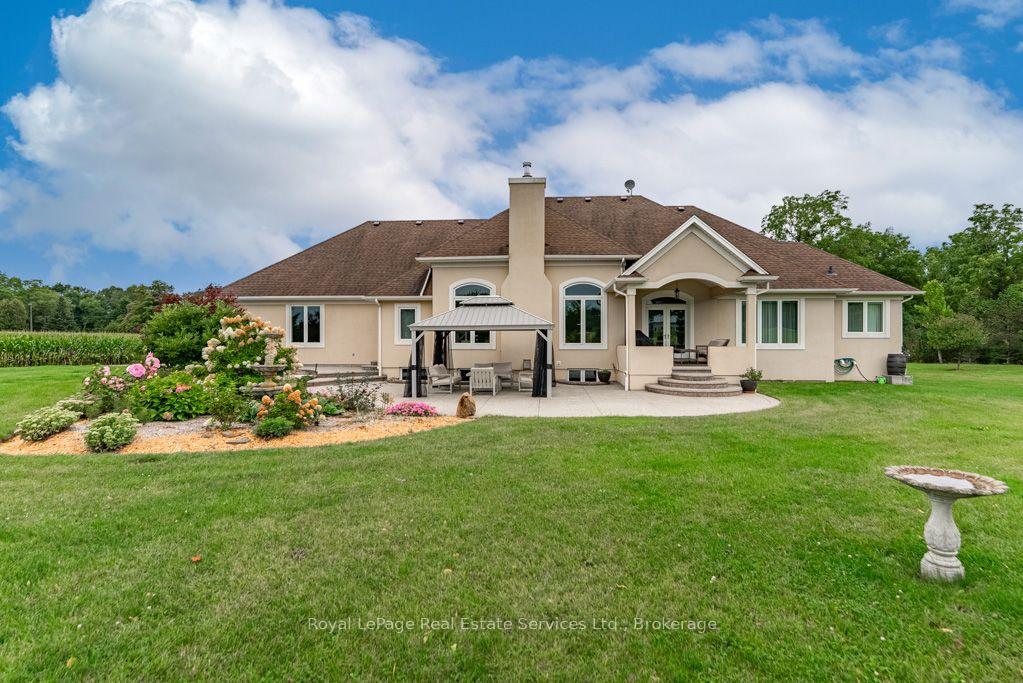 Photo 10 of 365 Robinson Road, Brant, Burford — HOMEH