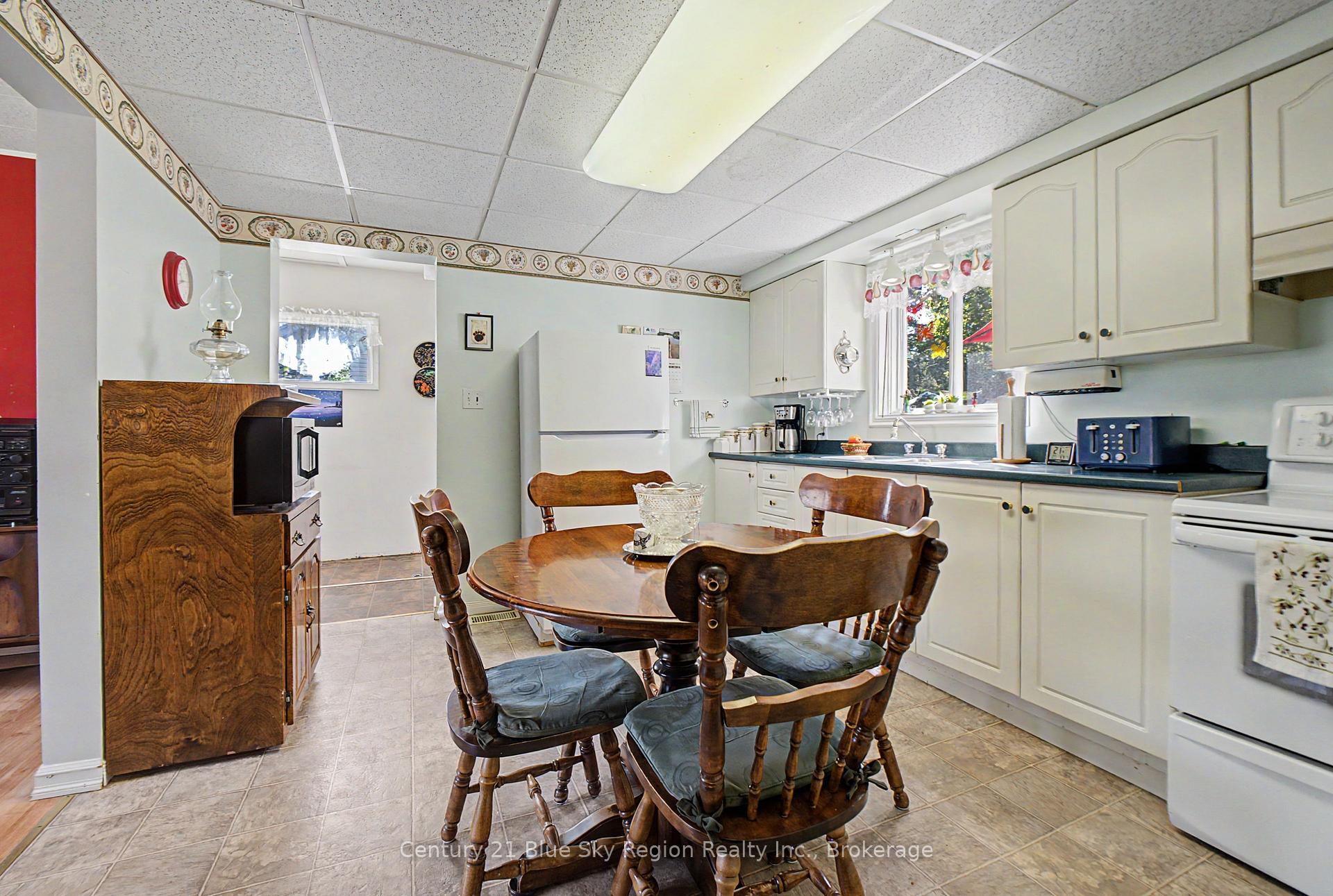 Photo 9 of 383 Angus Street, North Bay, Widdifield — HOMEH