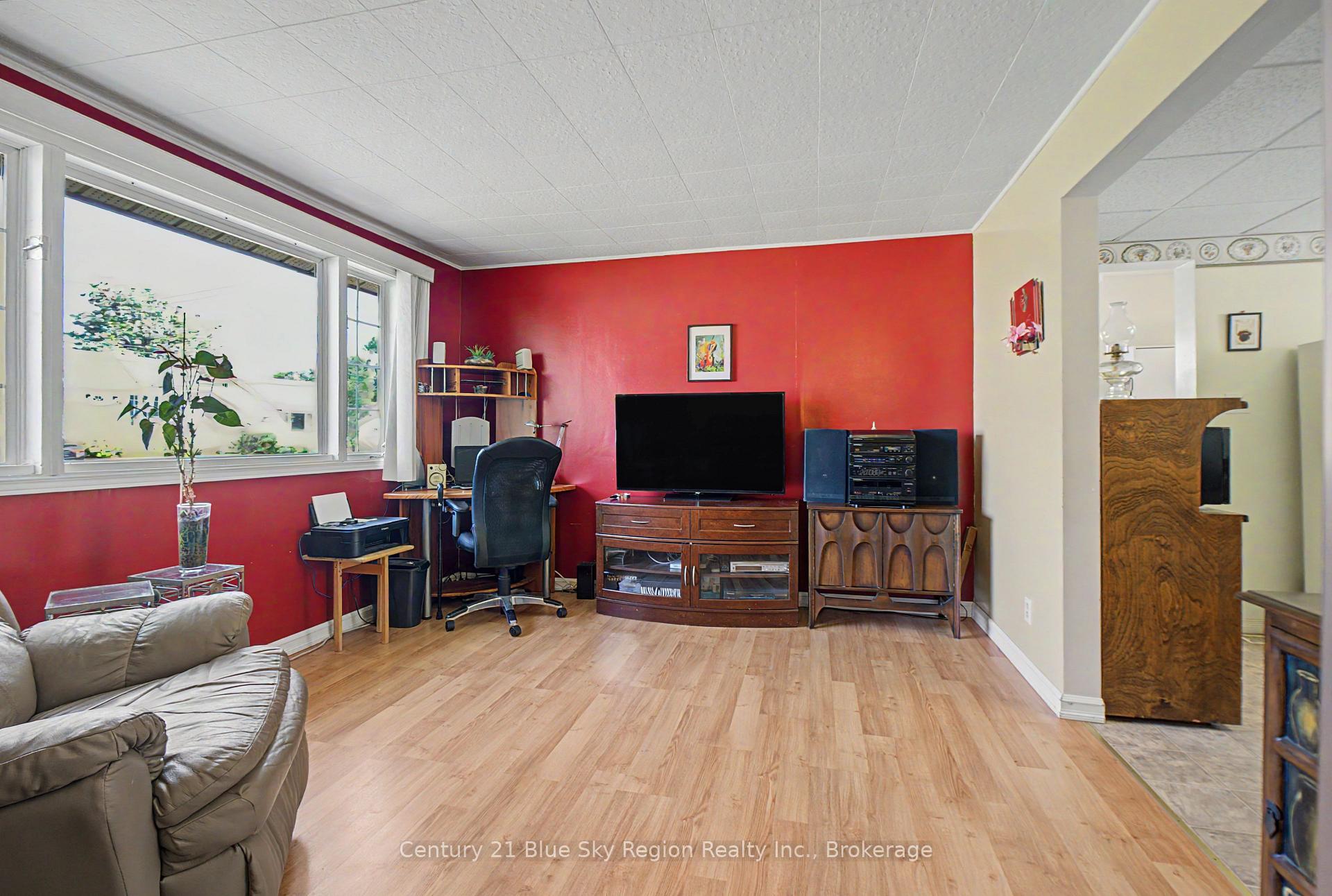 Photo 11 of 383 Angus Street, North Bay, Widdifield — HOMEH