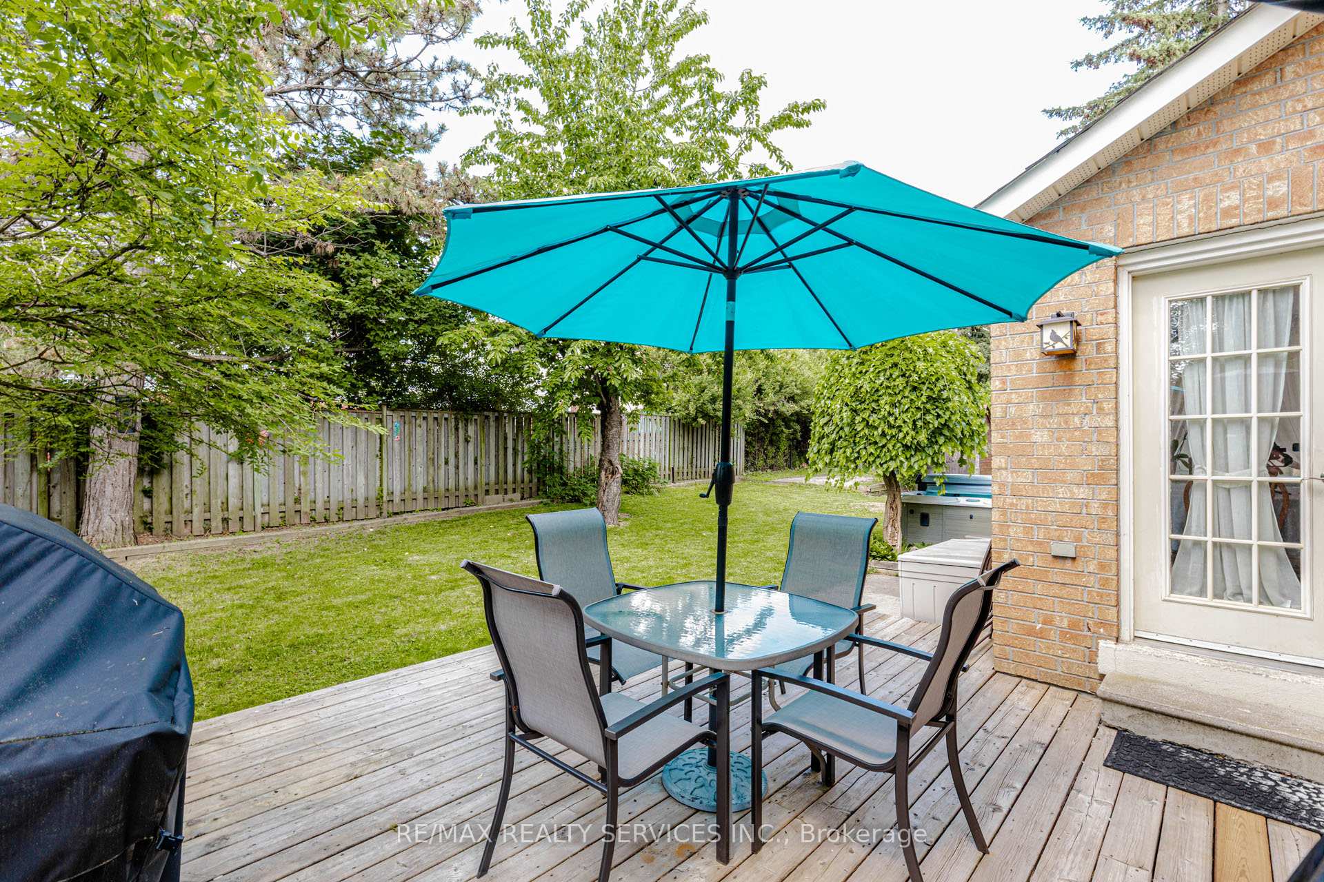 Photo 31 of 50 Barr Crescent, Brampton, Heart Lake East — HOMEH
