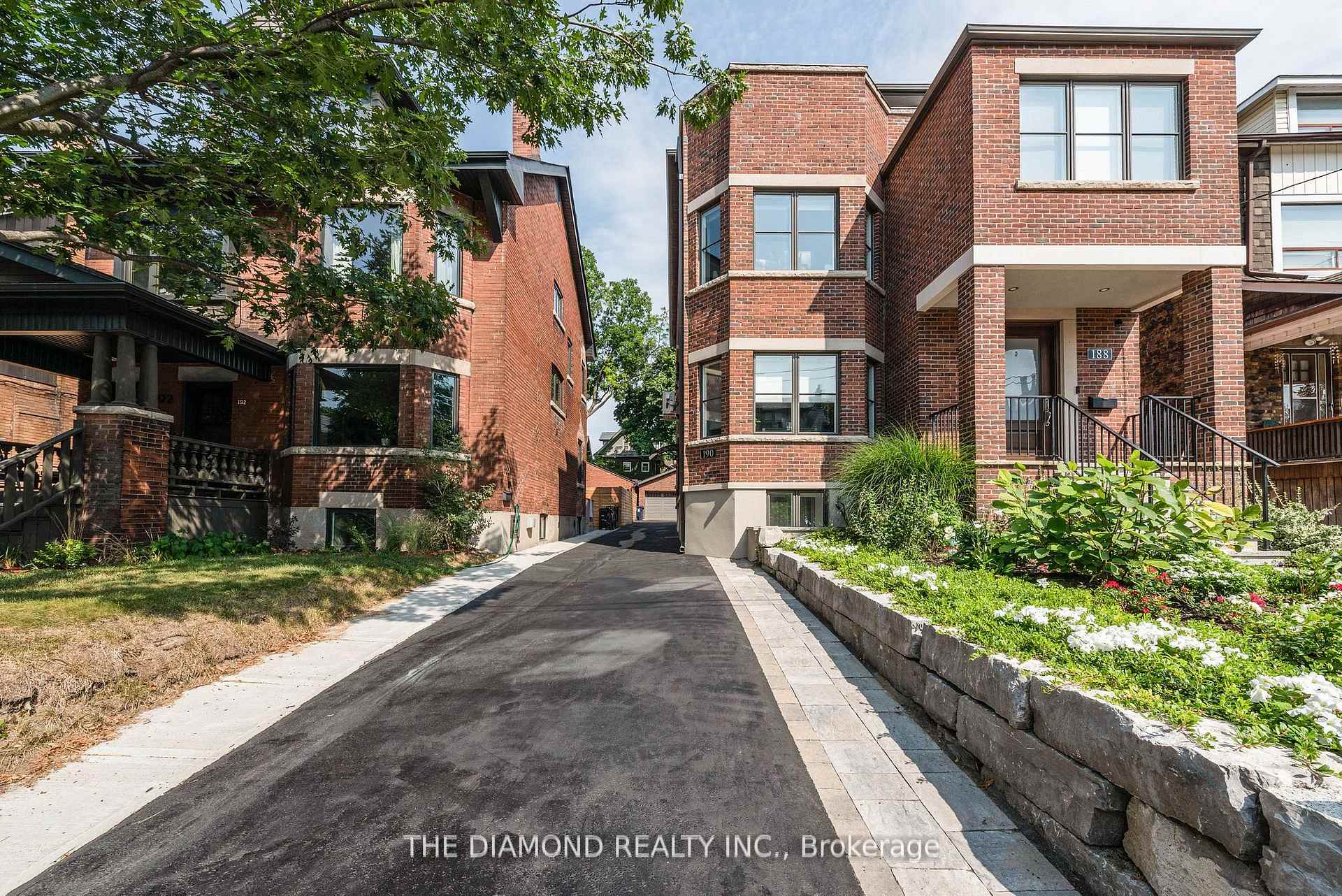 Photo 2 of 188-190 Westminster Avenue, Toronto, High Park-Swansea — HOMEH