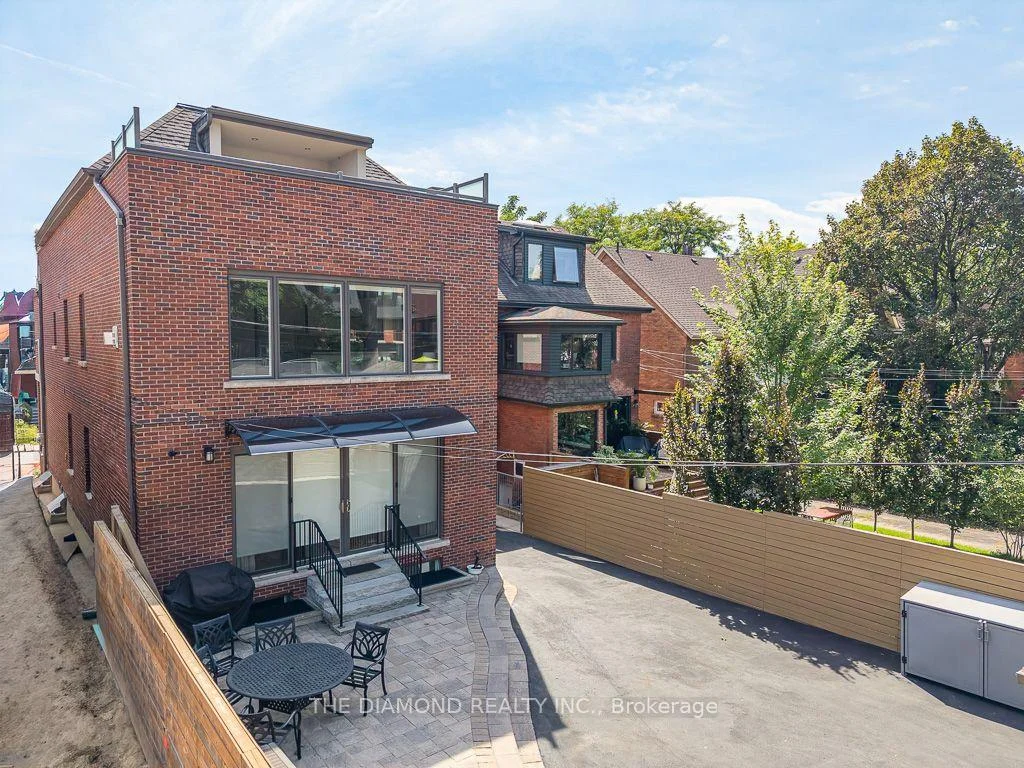 Photo 36 of 188-190 Westminster Avenue, Toronto, High Park-Swansea — HOMEH