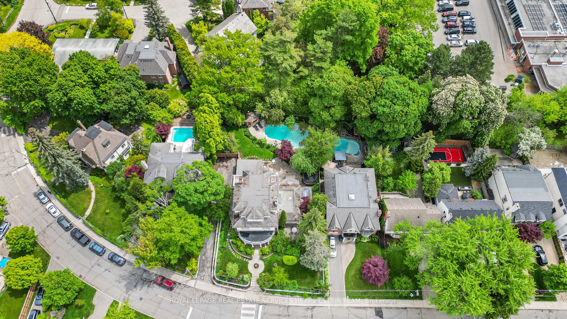 Photo 17 of 25 Strathgowan Crescent, Toronto, Lawrence Park South — HOMEH