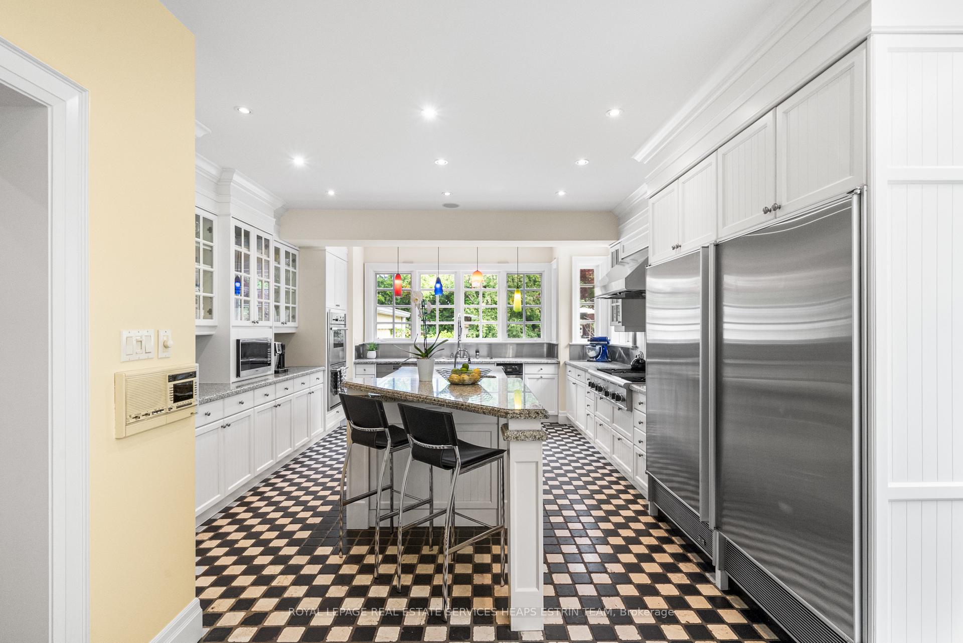Photo 32 of 25 Strathgowan Crescent, Toronto, Lawrence Park South — HOMEH