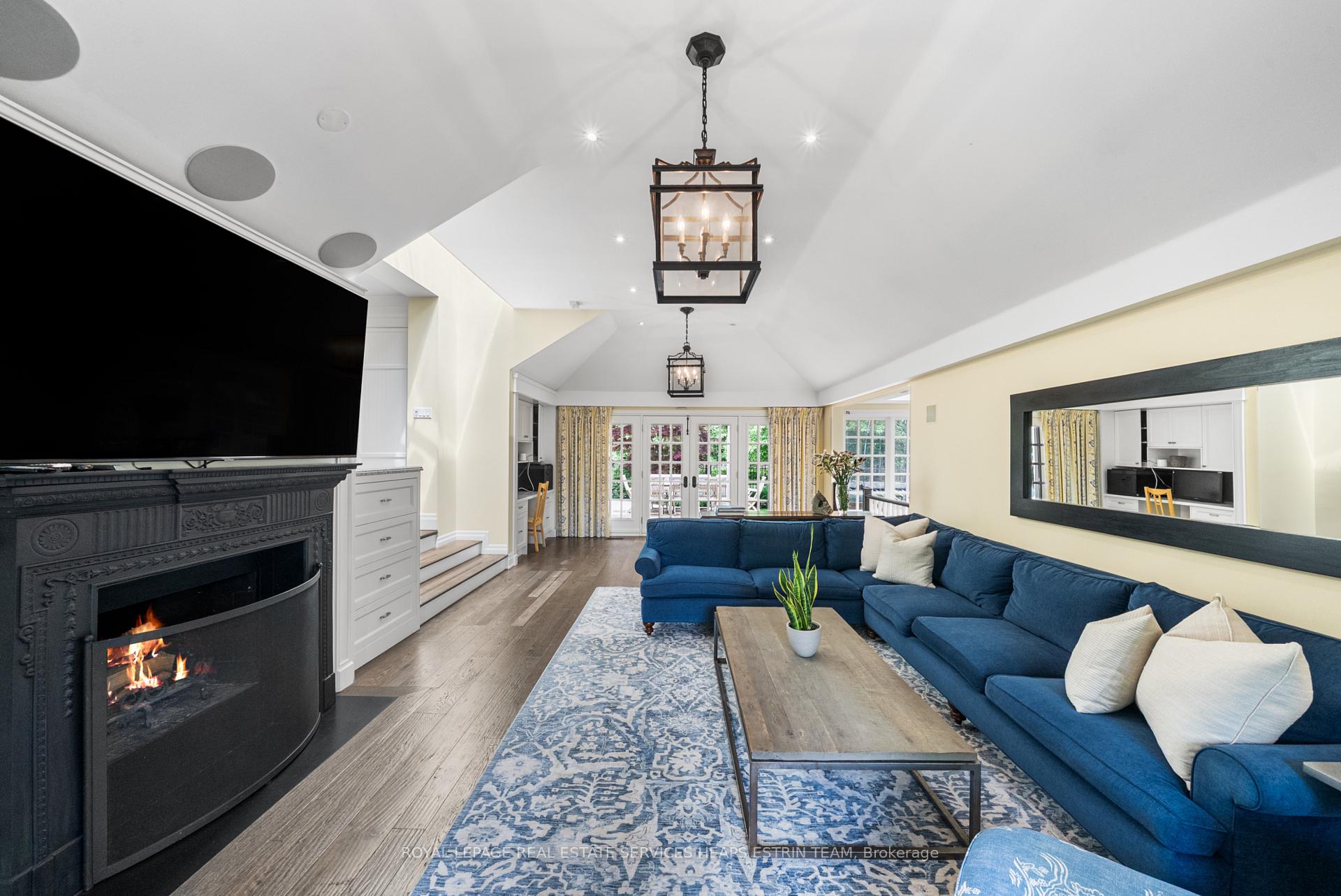 Photo 37 of 25 Strathgowan Crescent, Toronto, Lawrence Park South — HOMEH