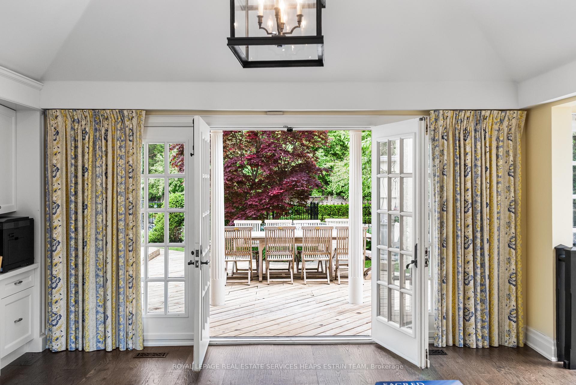 Photo 40 of 25 Strathgowan Crescent, Toronto, Lawrence Park South — HOMEH