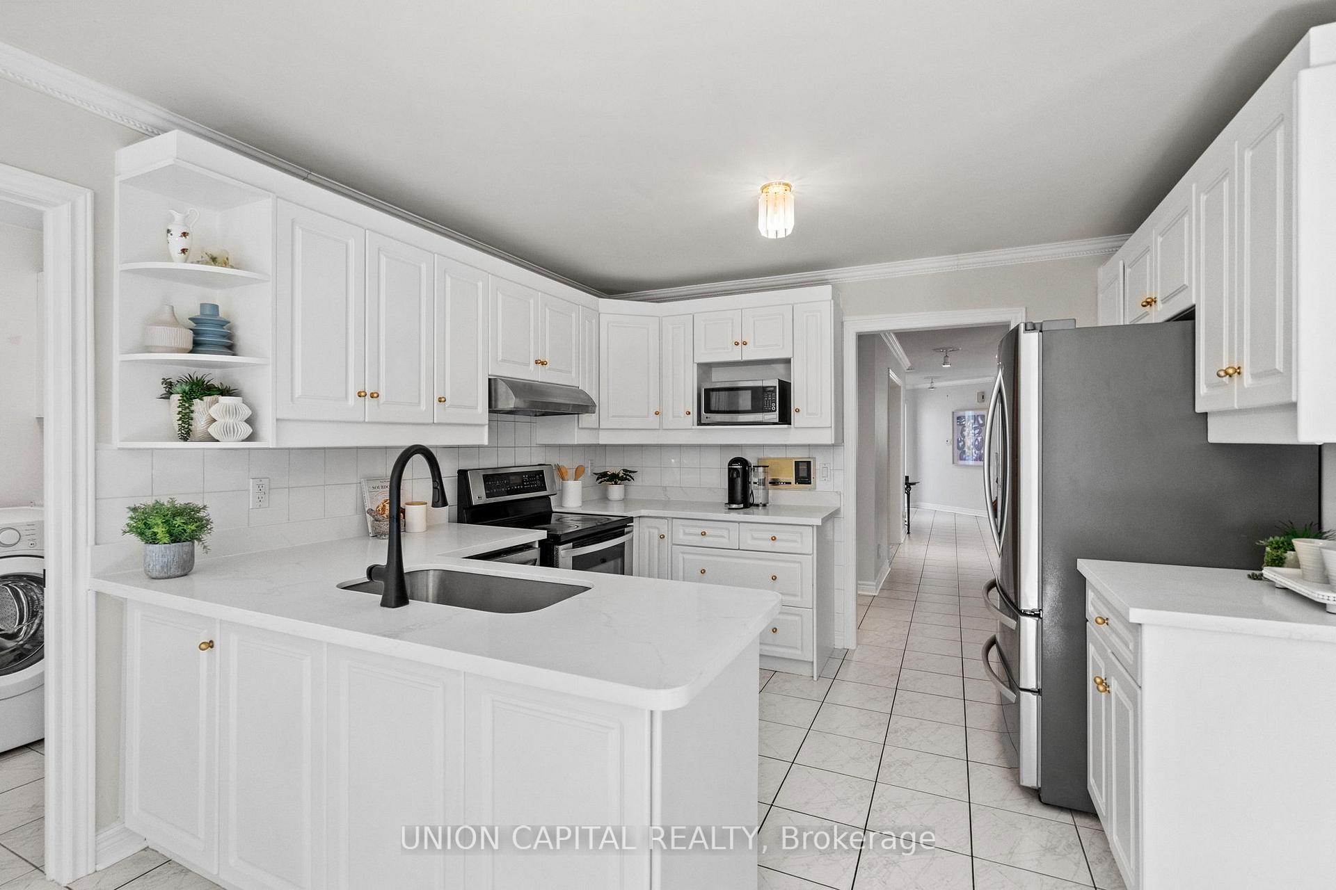 Photo 11 of 99 Abitibi Avenue, North York, Newtonbrook East — HOMEH