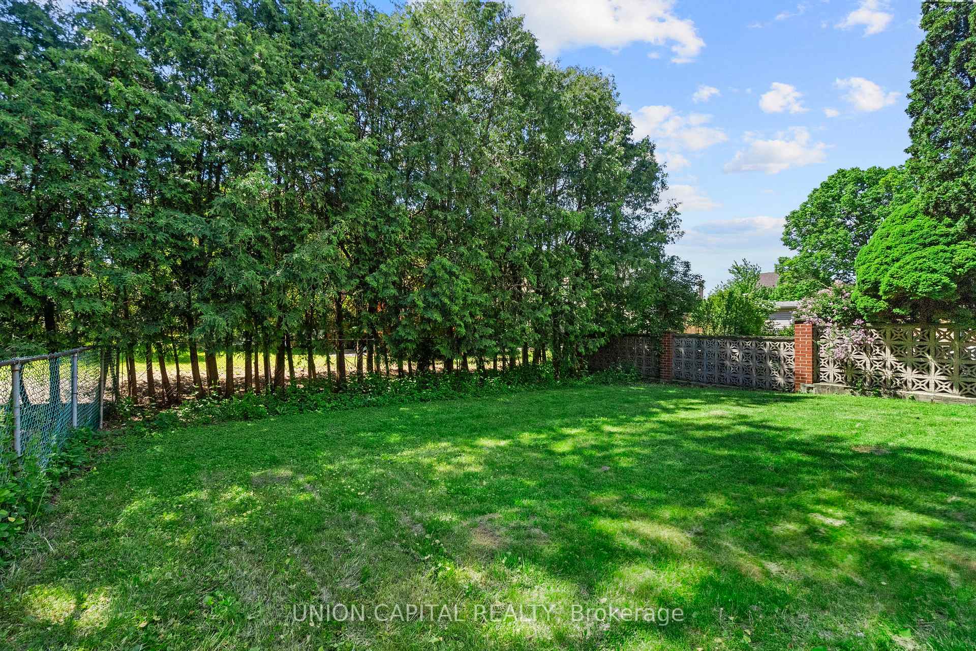 Photo 25 of 99 Abitibi Avenue, North York, Newtonbrook East — HOMEH