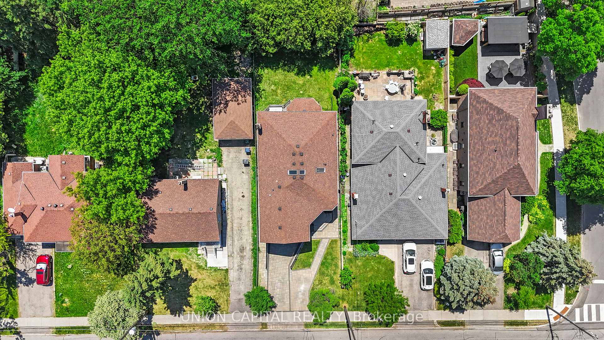 Photo 27 of 99 Abitibi Avenue, North York, Newtonbrook East — HOMEH