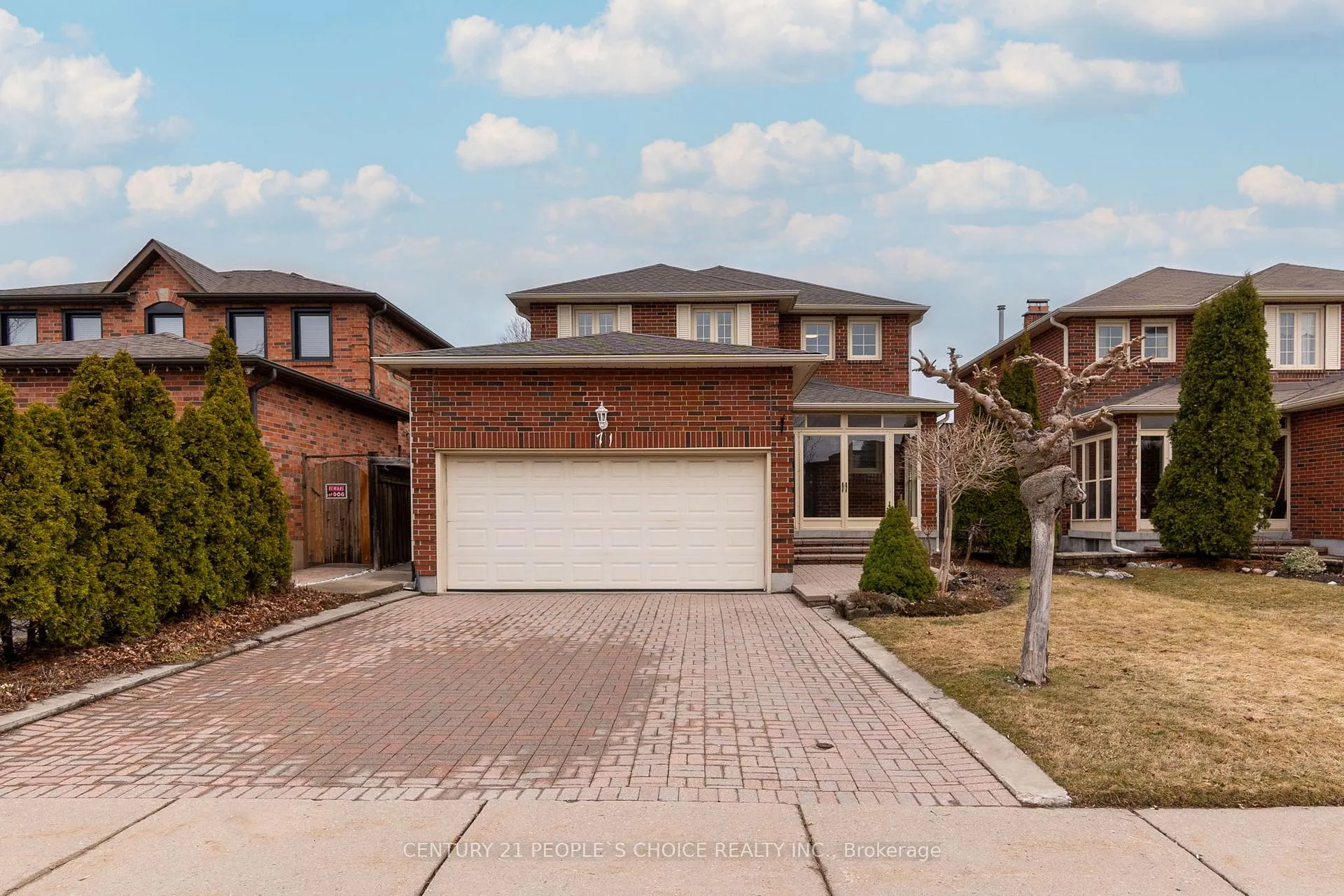 Photo 2 of 71 links Road, Vaughan, Maple — HOMEH
