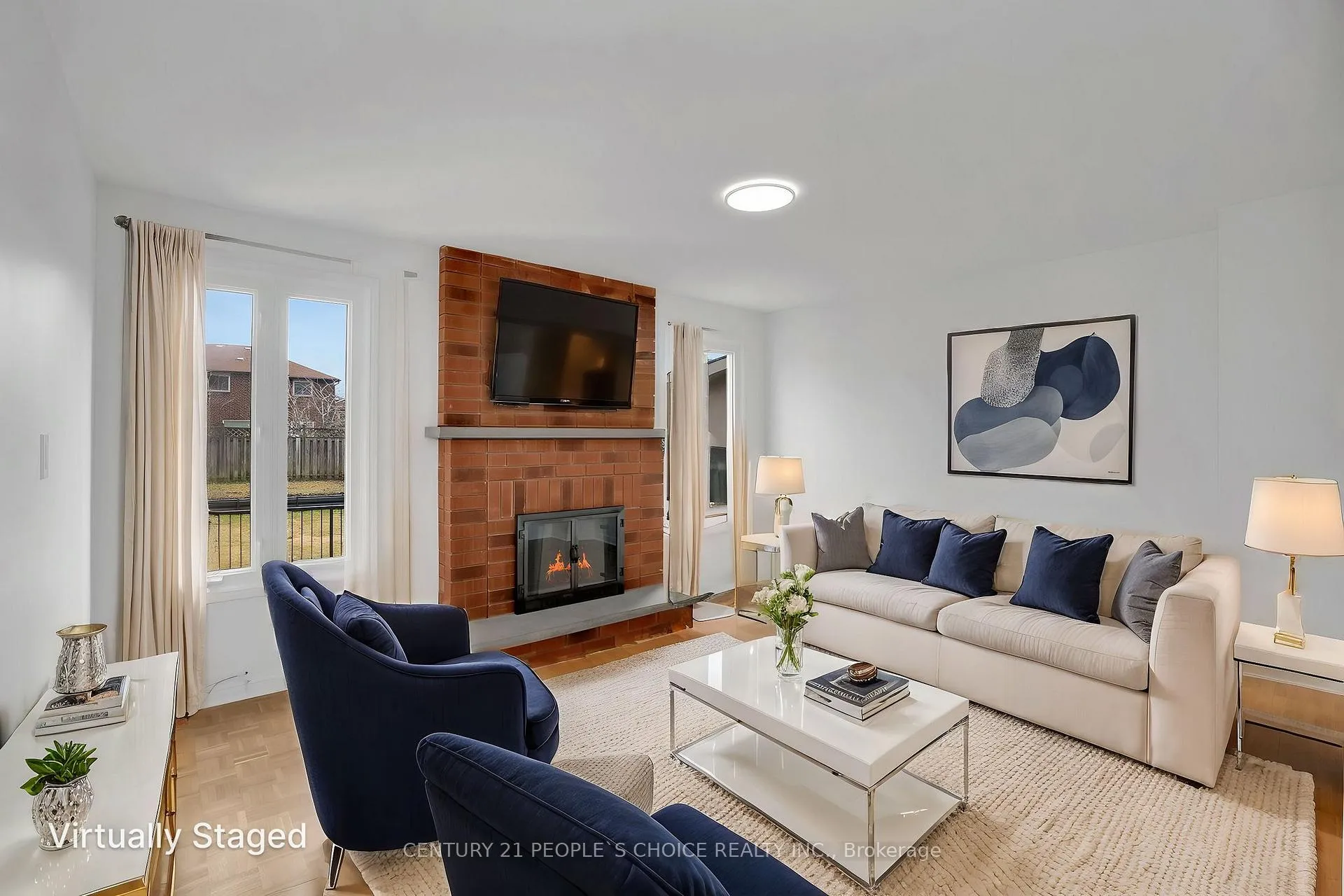 Photo 5 of 71 links Road, Vaughan, Maple — HOMEH