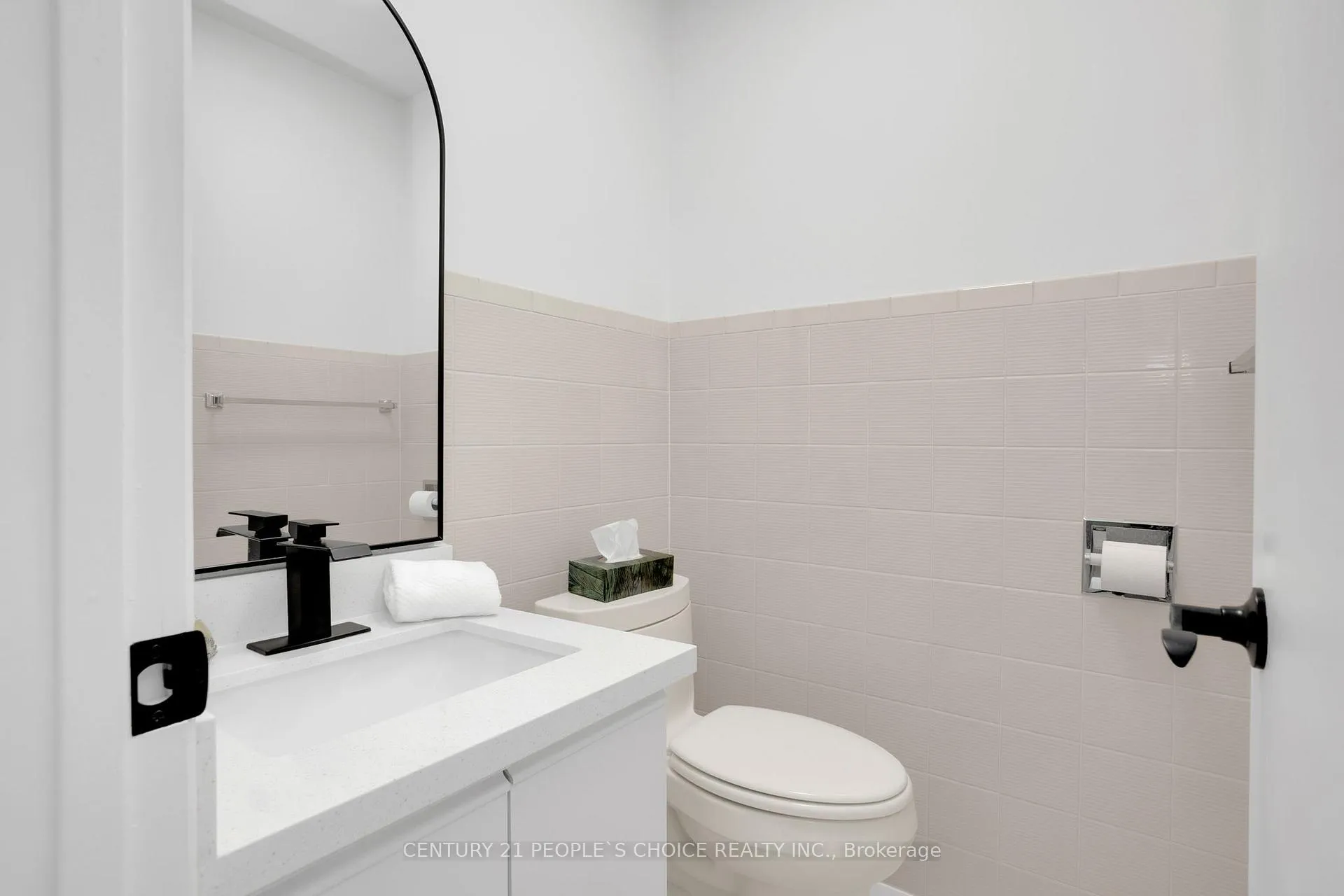 Photo 8 of 71 links Road, Vaughan, Maple — HOMEH
