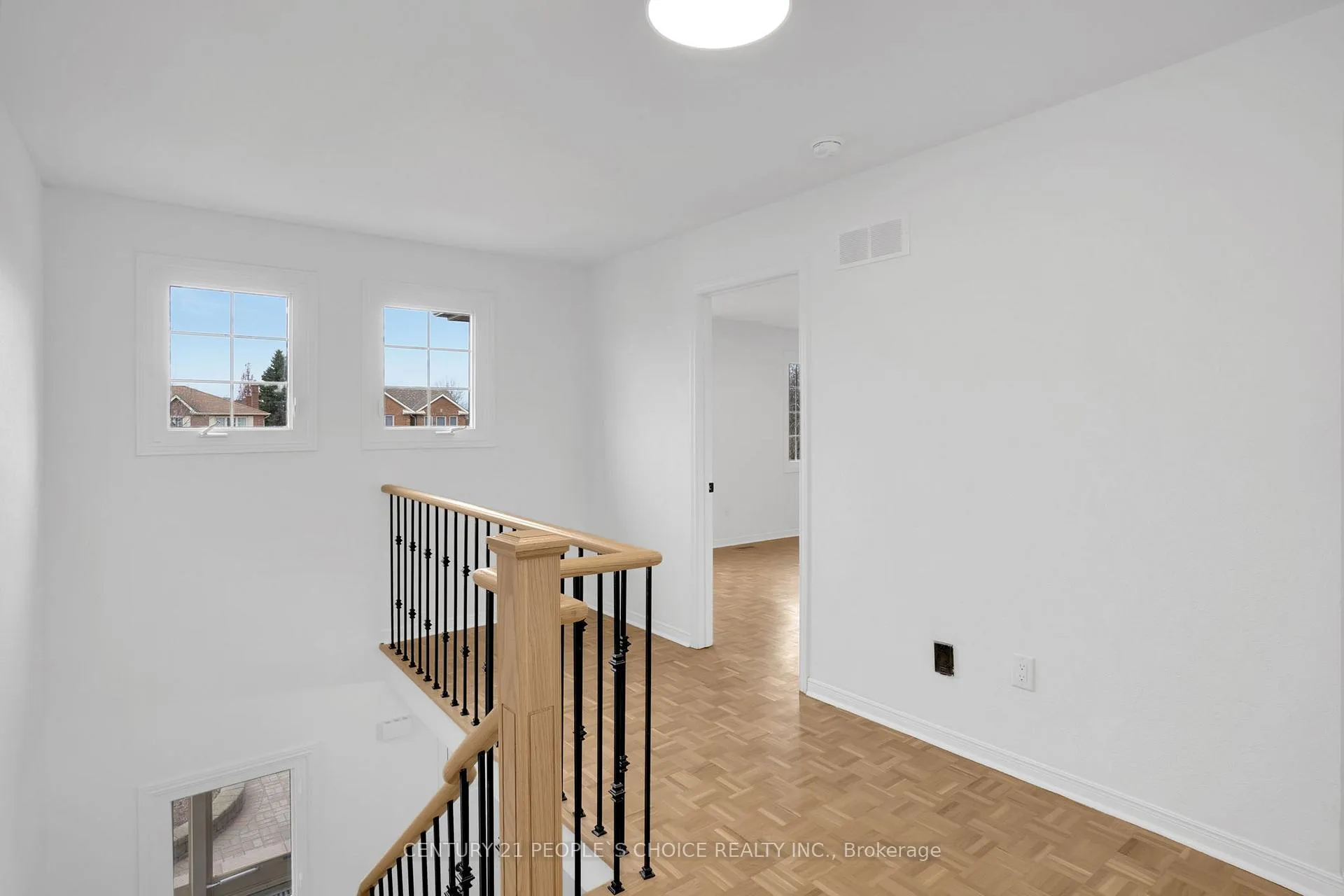 Photo 9 of 71 links Road, Vaughan, Maple — HOMEH