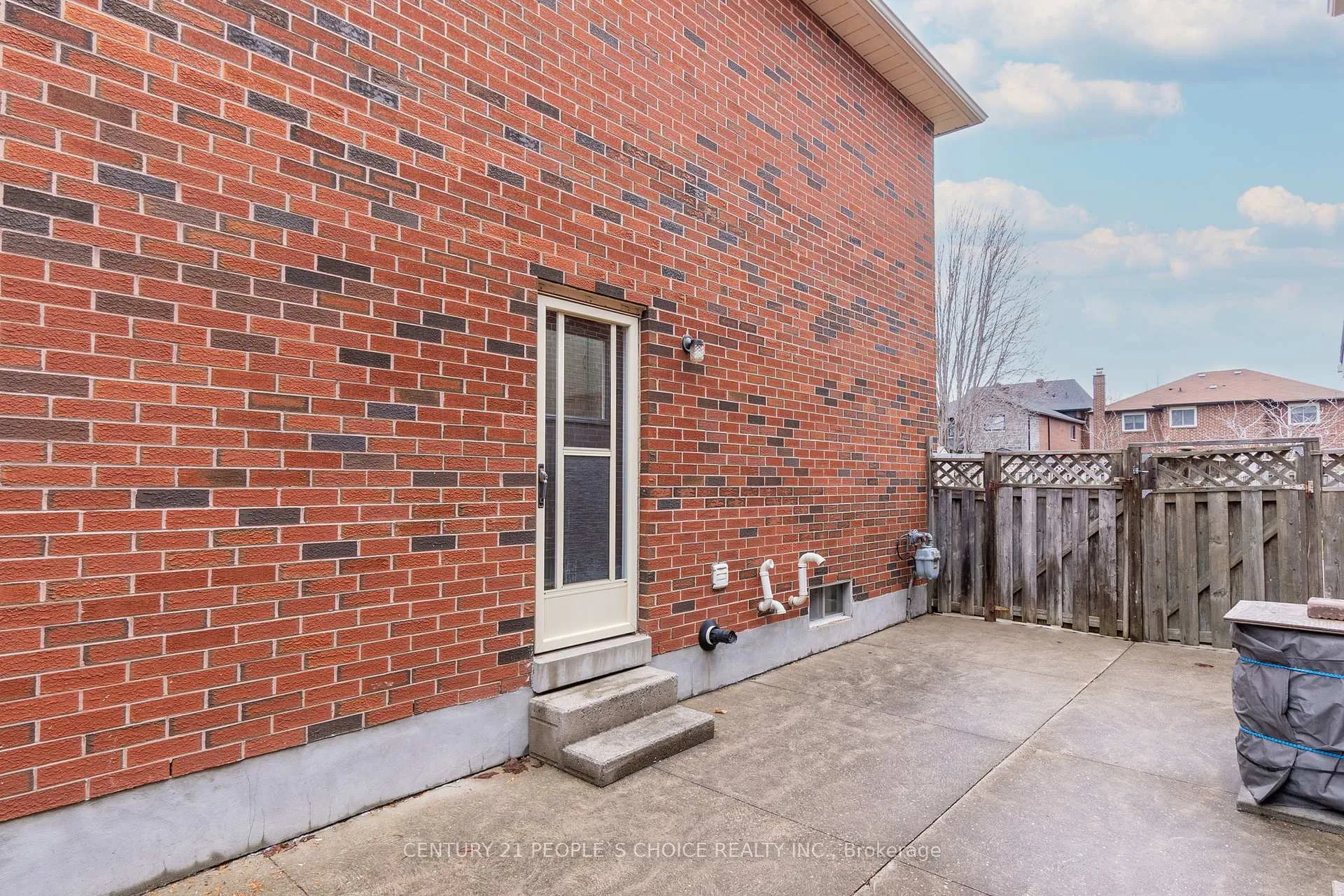 Photo 22 of 71 links Road, Vaughan, Maple — HOMEH