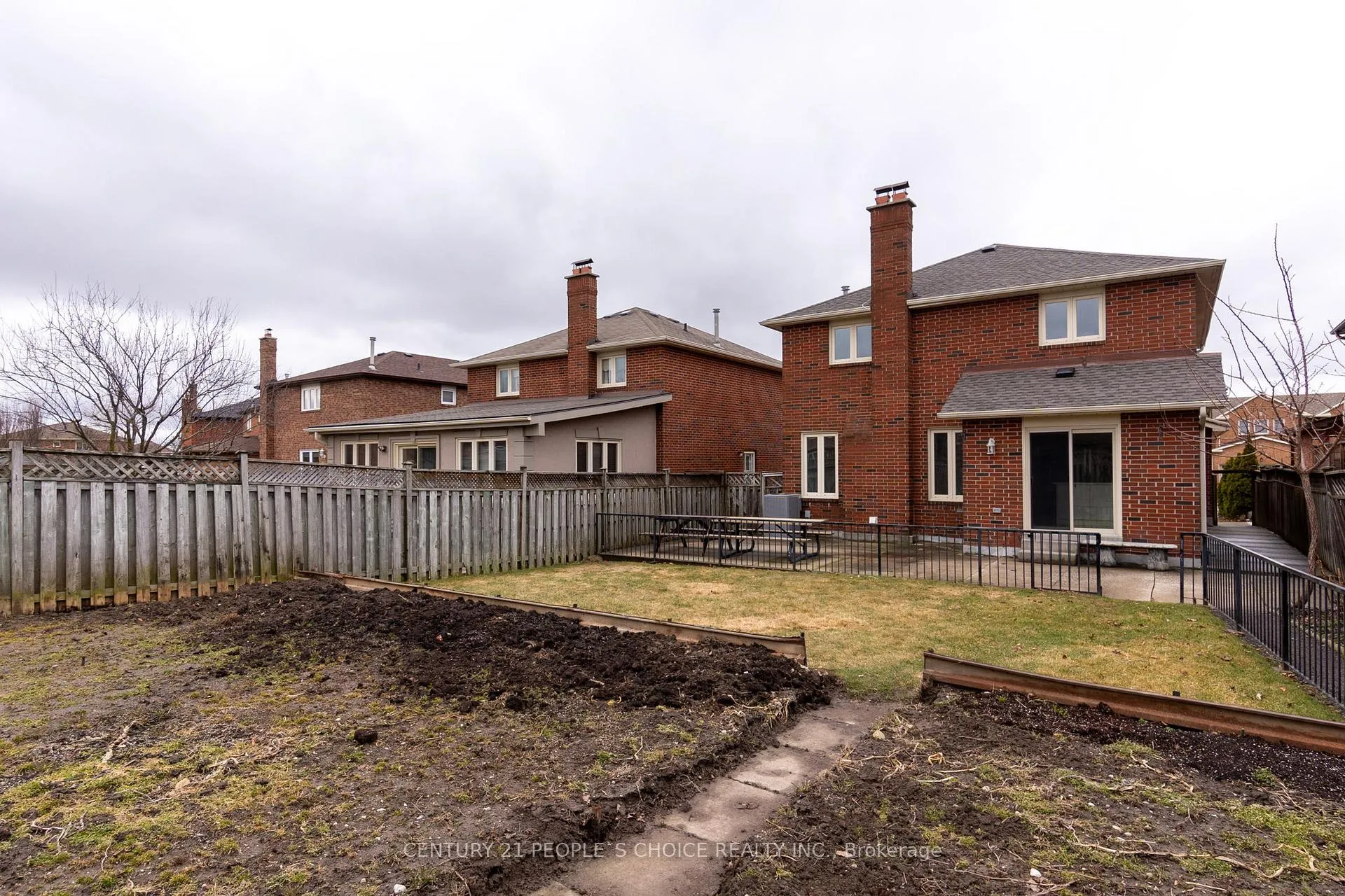 Photo 25 of 71 links Road, Vaughan, Maple — HOMEH