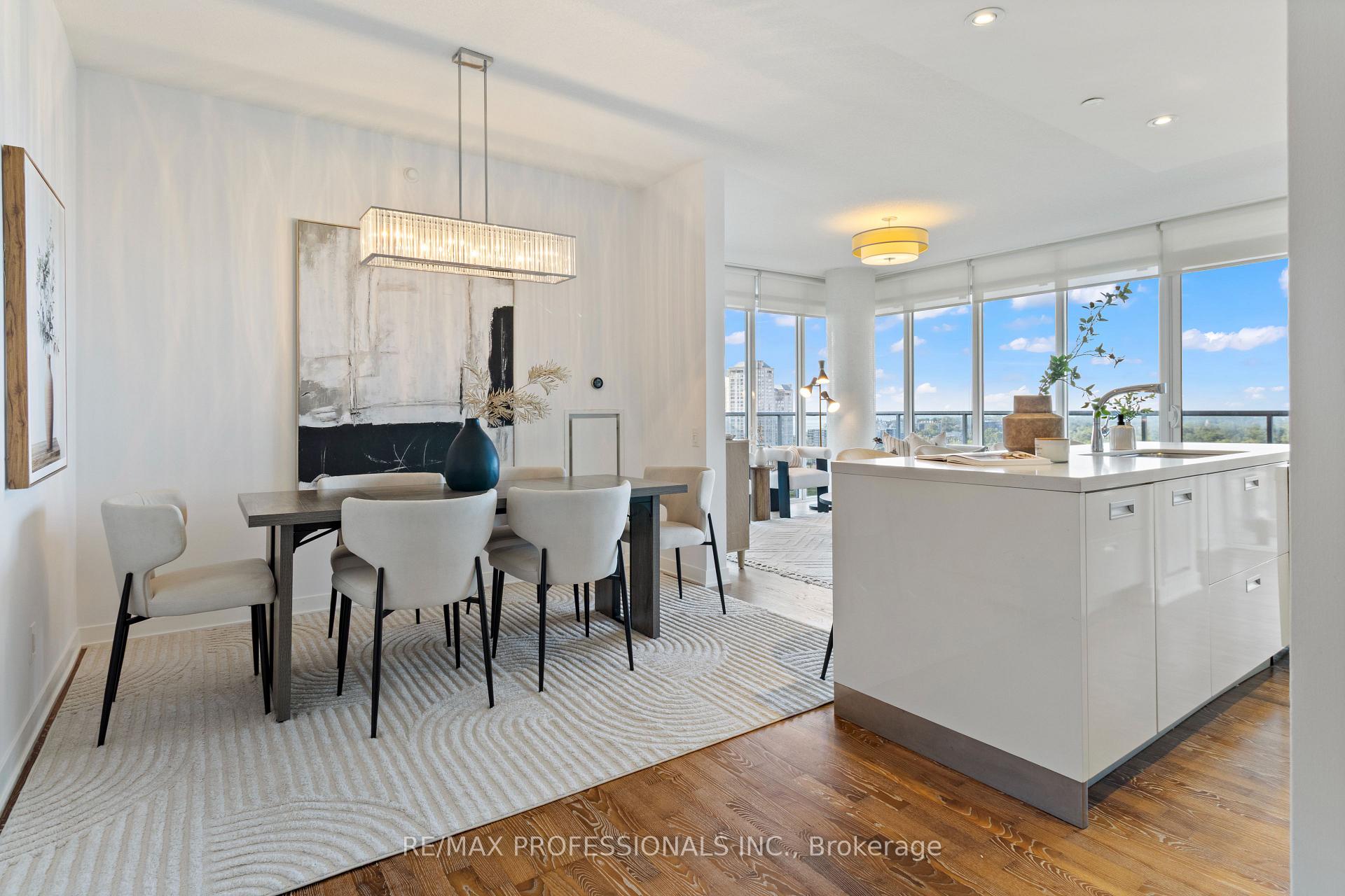 Photo 5 of Unit 1605, 88 Park Lawn Road, Etobicoke, Mimico — HOMEH