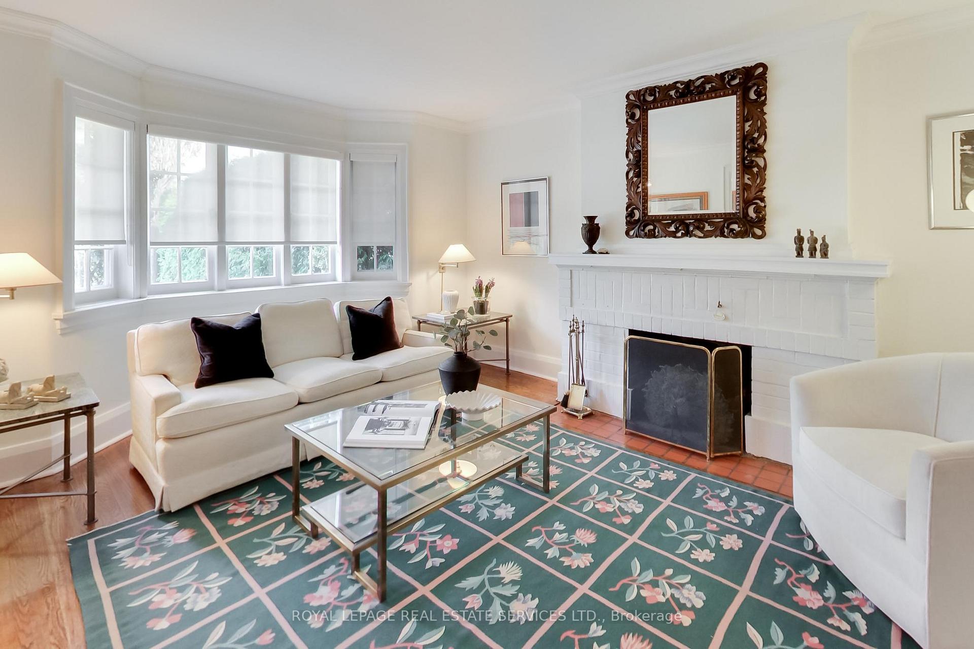 Photo 5 of 738 Huron Street, Toronto, Casa Loma — HOMEH