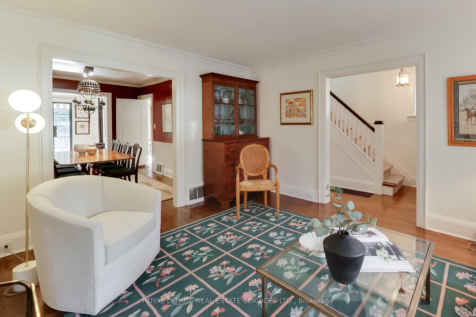 Photo 6 of 738 Huron Street, Toronto, Casa Loma — HOMEH