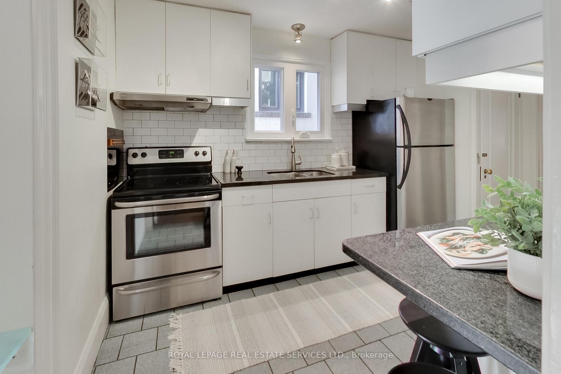 Photo 16 of 738 Huron Street, Toronto, Casa Loma — HOMEH
