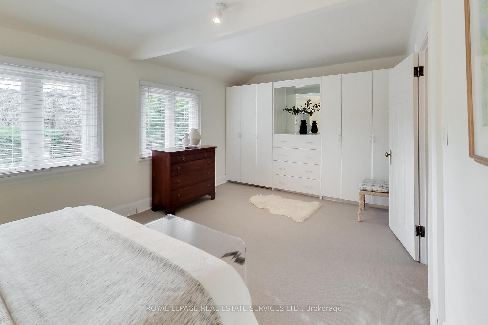 Photo 23 of 738 Huron Street, Toronto, Casa Loma — HOMEH