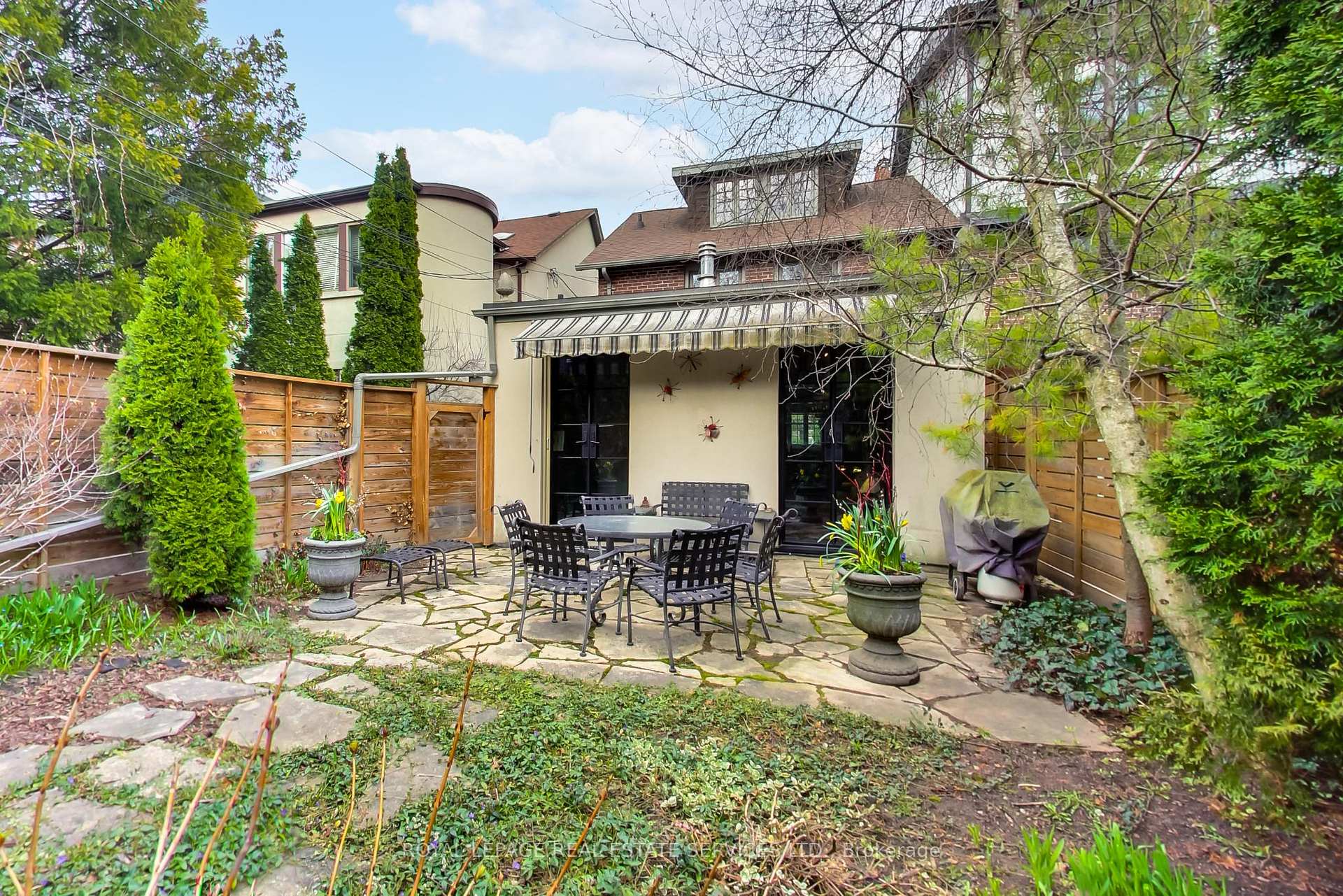 Photo 36 of 738 Huron Street, Toronto, Casa Loma — HOMEH