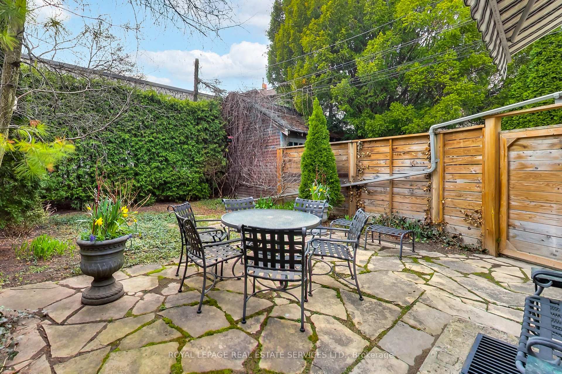 Photo 37 of 738 Huron Street, Toronto, Casa Loma — HOMEH