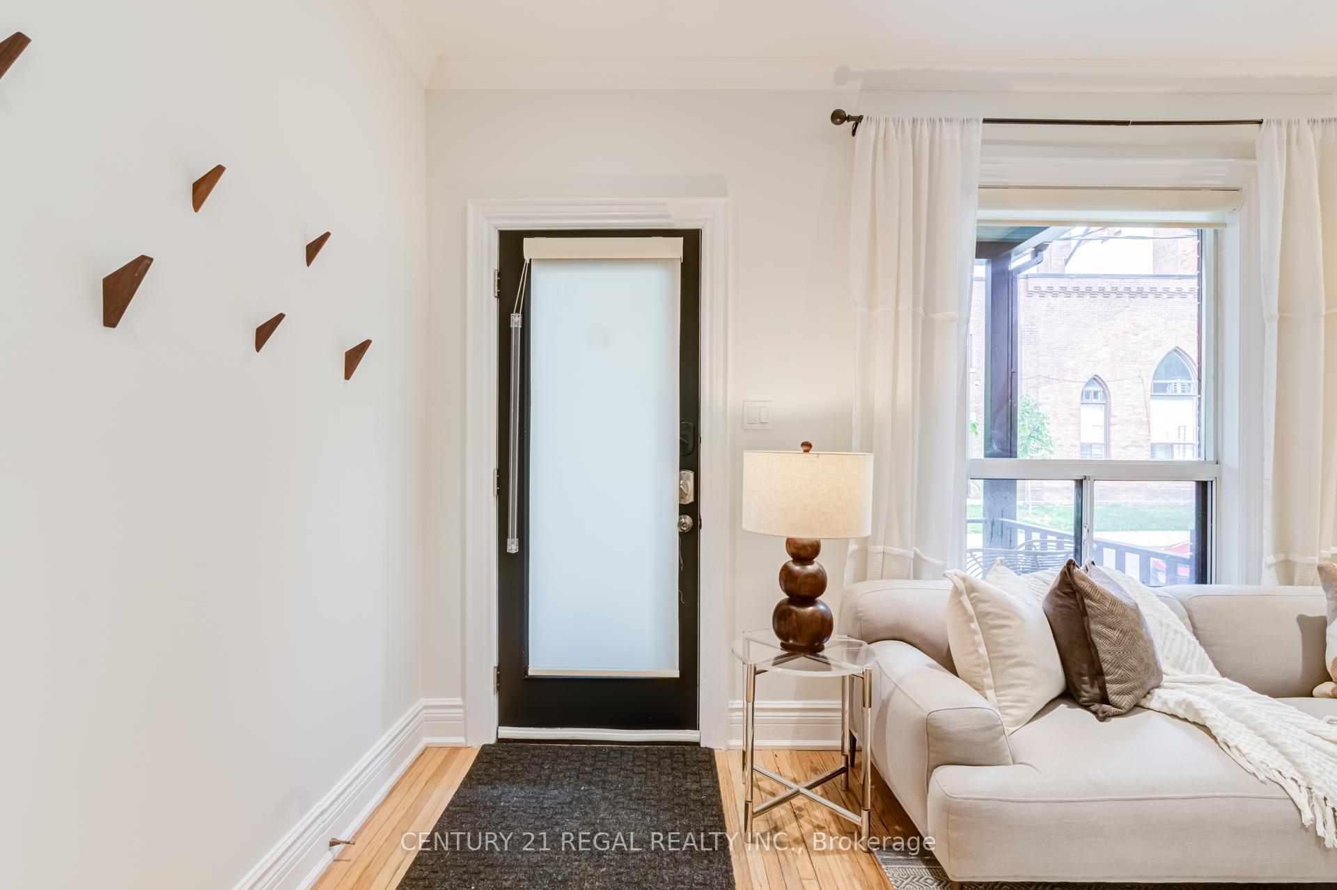 Photo 5 of 213 Boulton Avenue, Toronto, South Riverdale — HOMEH