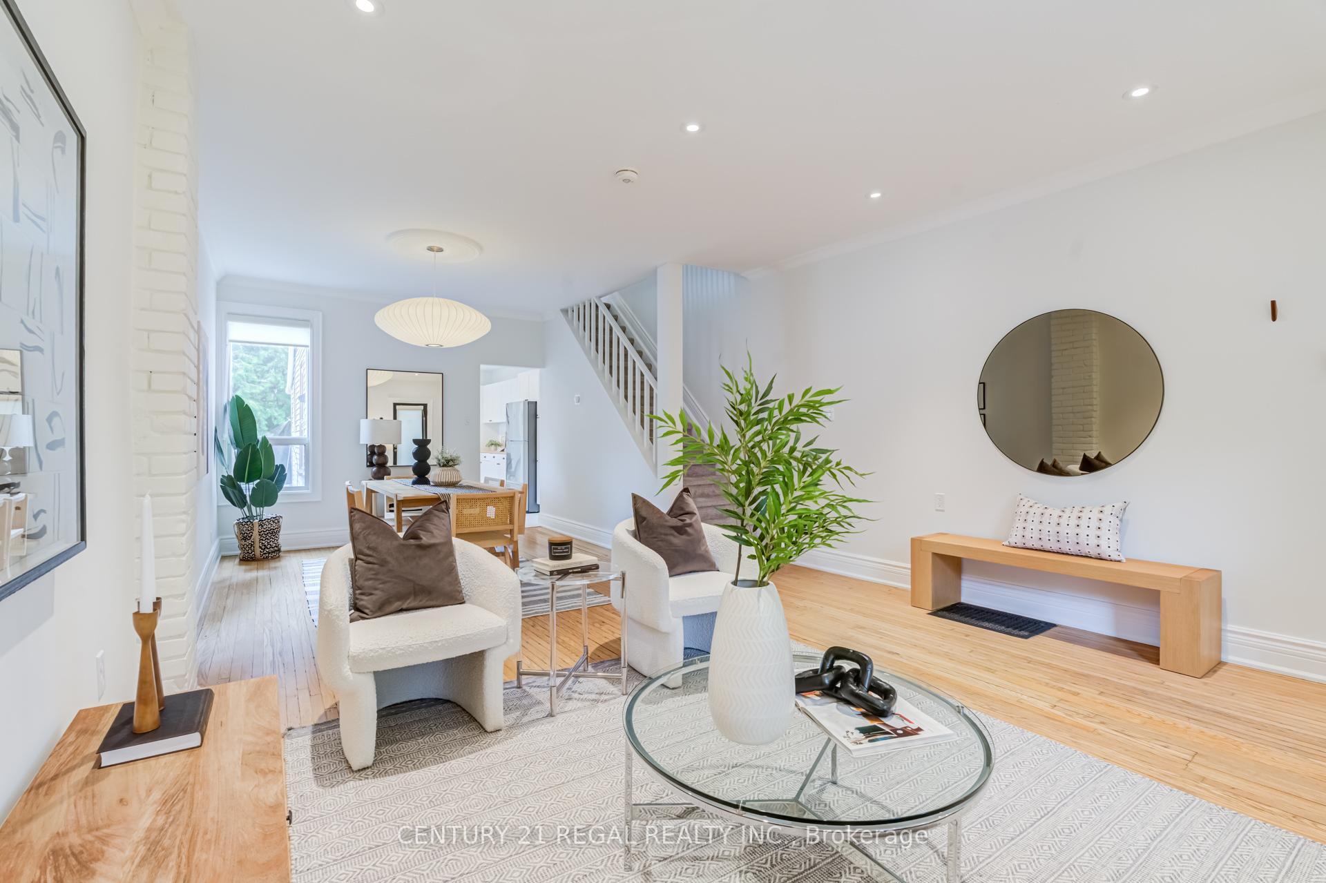 Photo 8 of 213 Boulton Avenue, Toronto, South Riverdale — HOMEH