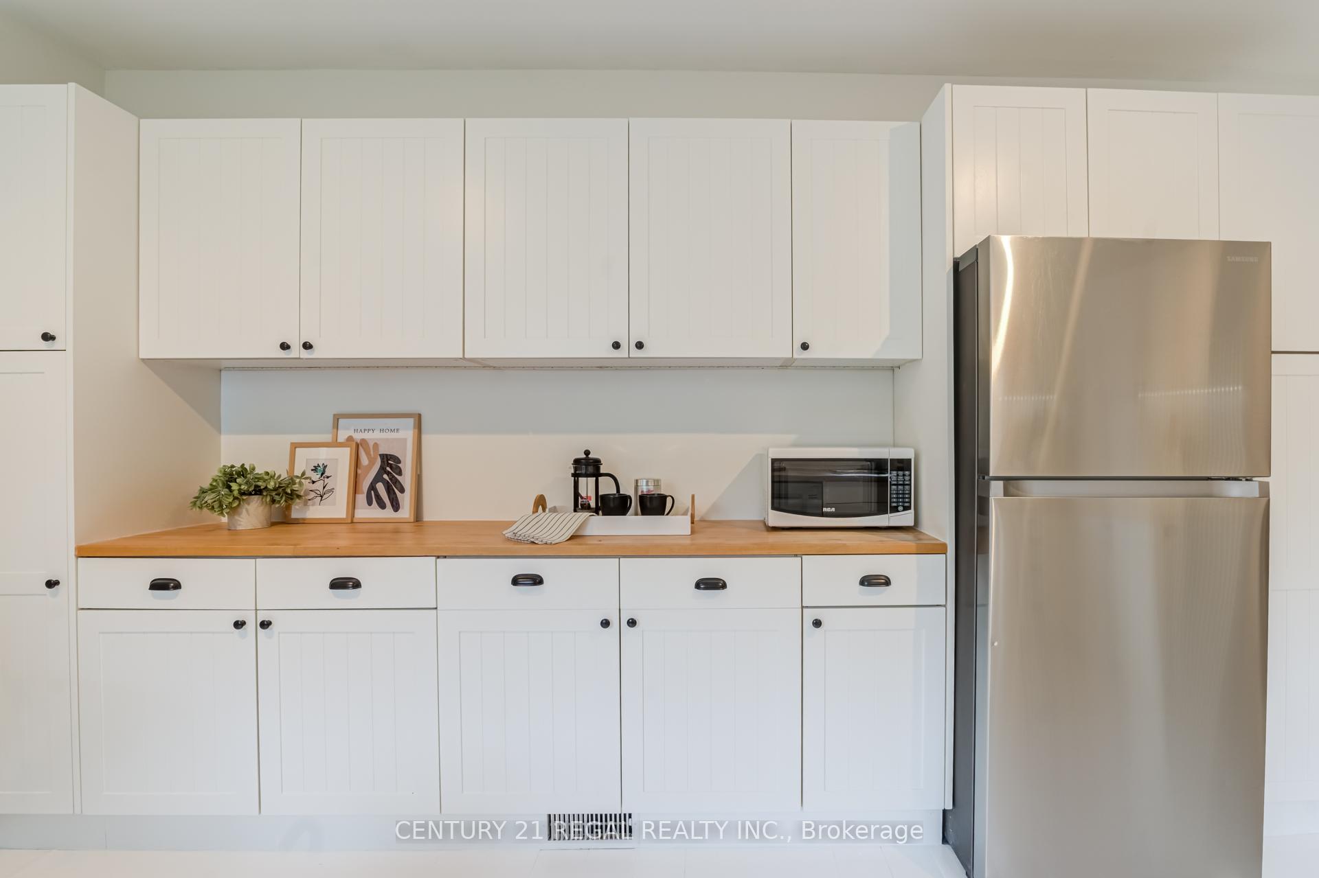 Photo 17 of 213 Boulton Avenue, Toronto, South Riverdale — HOMEH