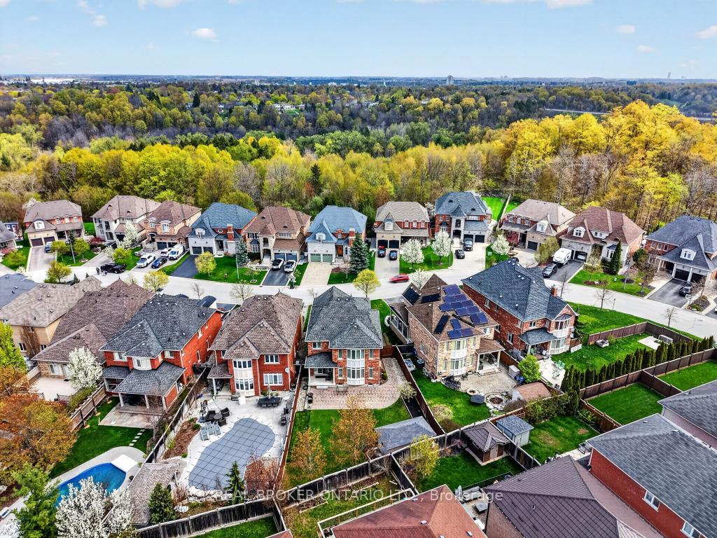 Photo 50 of 12 Lookout Court, Halton Hills, Georgetown — HOMEH