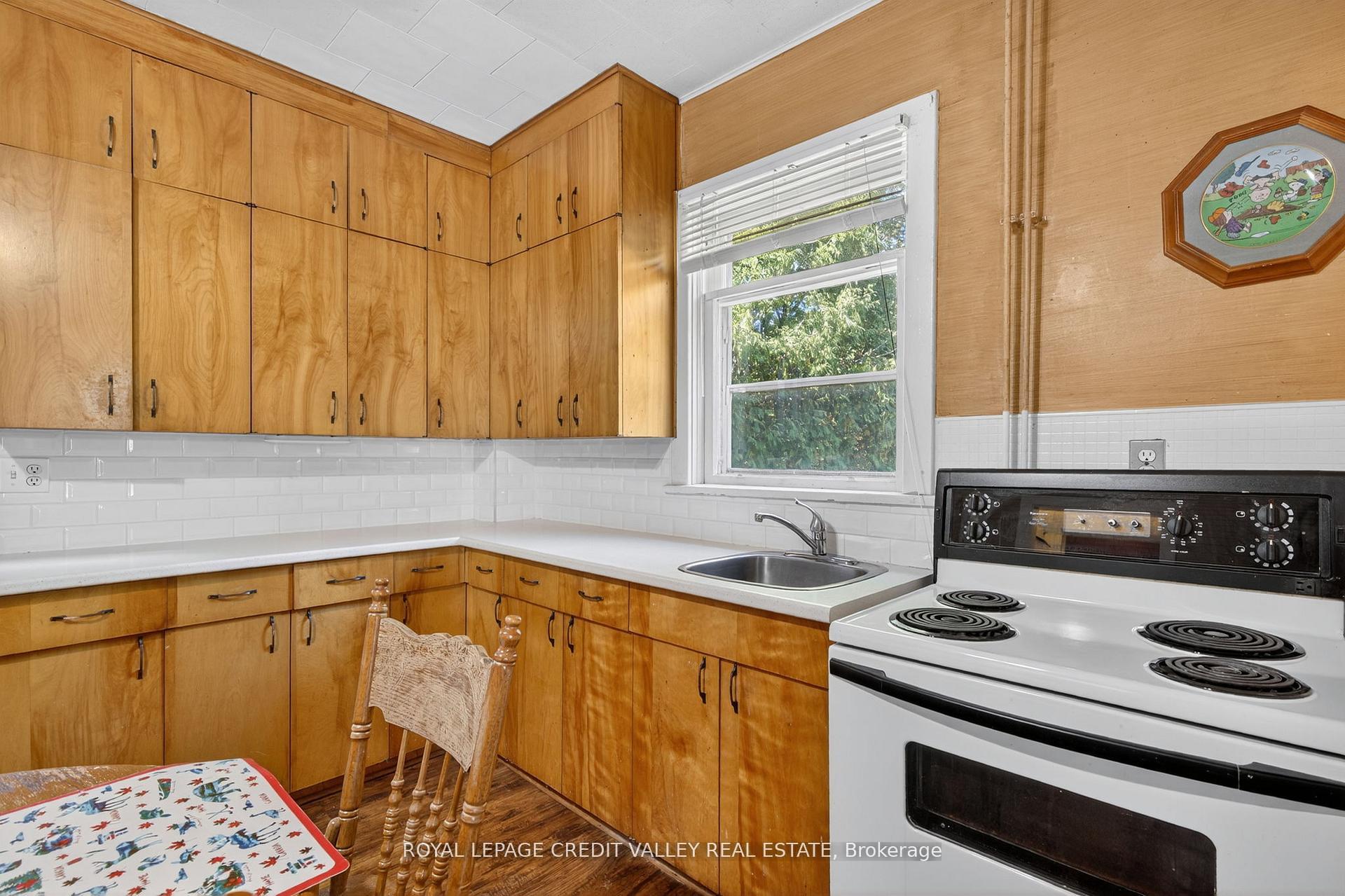 Photo 18 of 34 Joseph Street, Brampton, Downtown Brampton — HOMEH